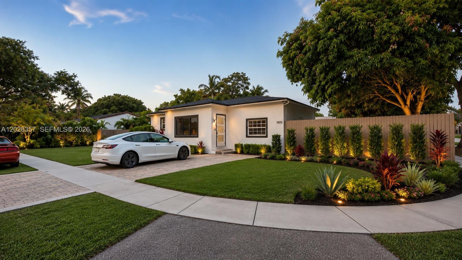 BISCAYNE VILLAGE HEIGHTS - Residential