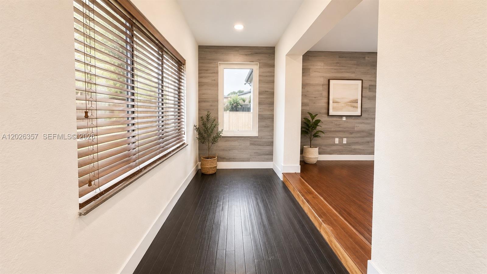 BISCAYNE VILLAGE HEIGHTS - Residential