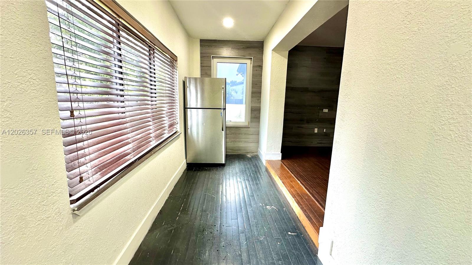 BISCAYNE VILLAGE HEIGHTS - Residential