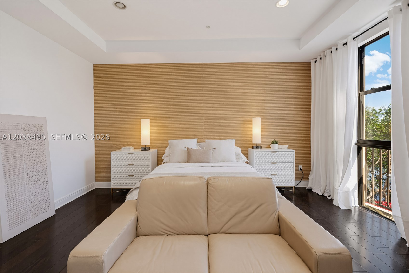 ROYAL HARBOUR YACHT CLUB - Residential
