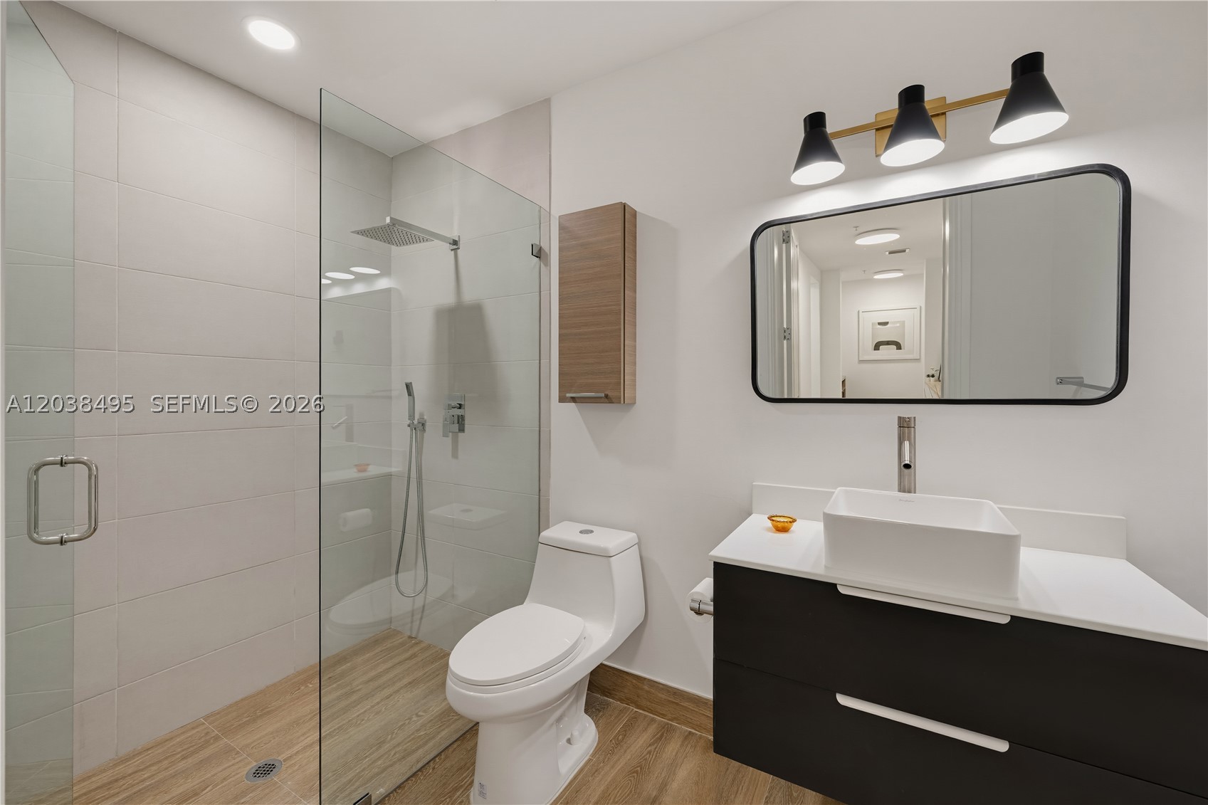 ROYAL HARBOUR YACHT CLUB - Residential