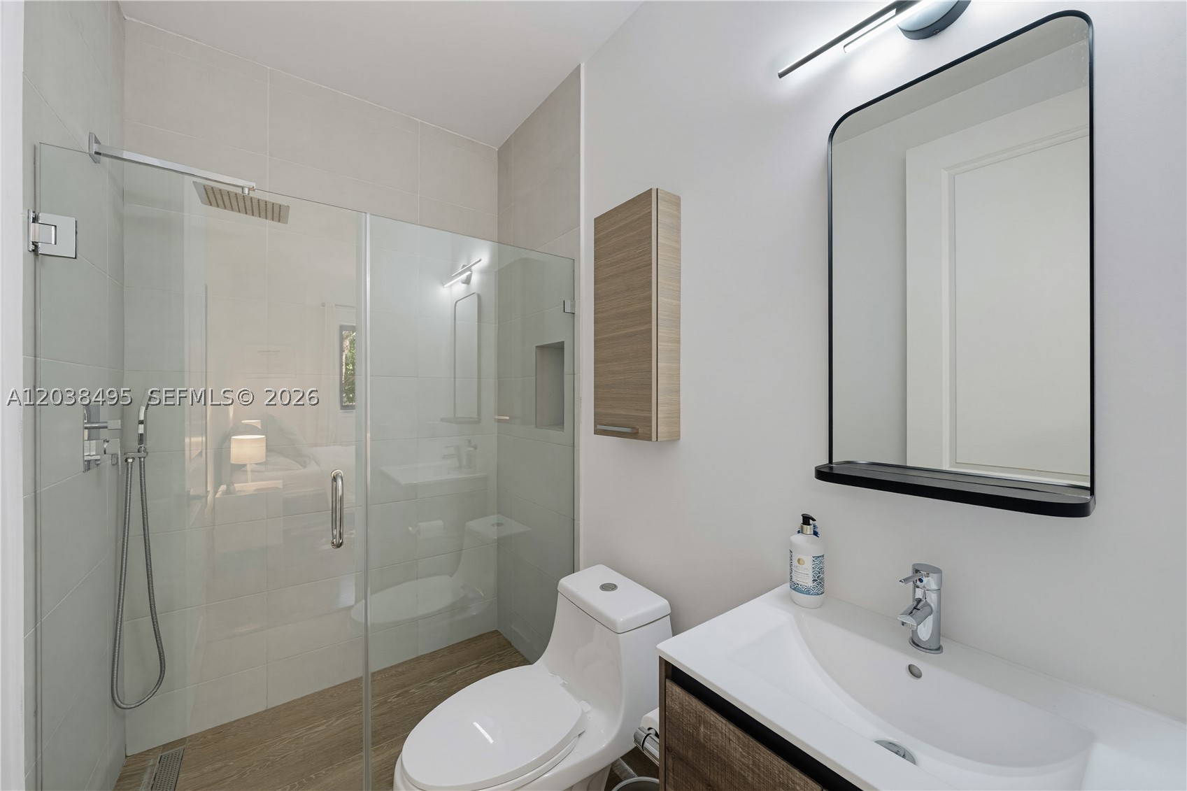 ROYAL HARBOUR YACHT CLUB - Residential