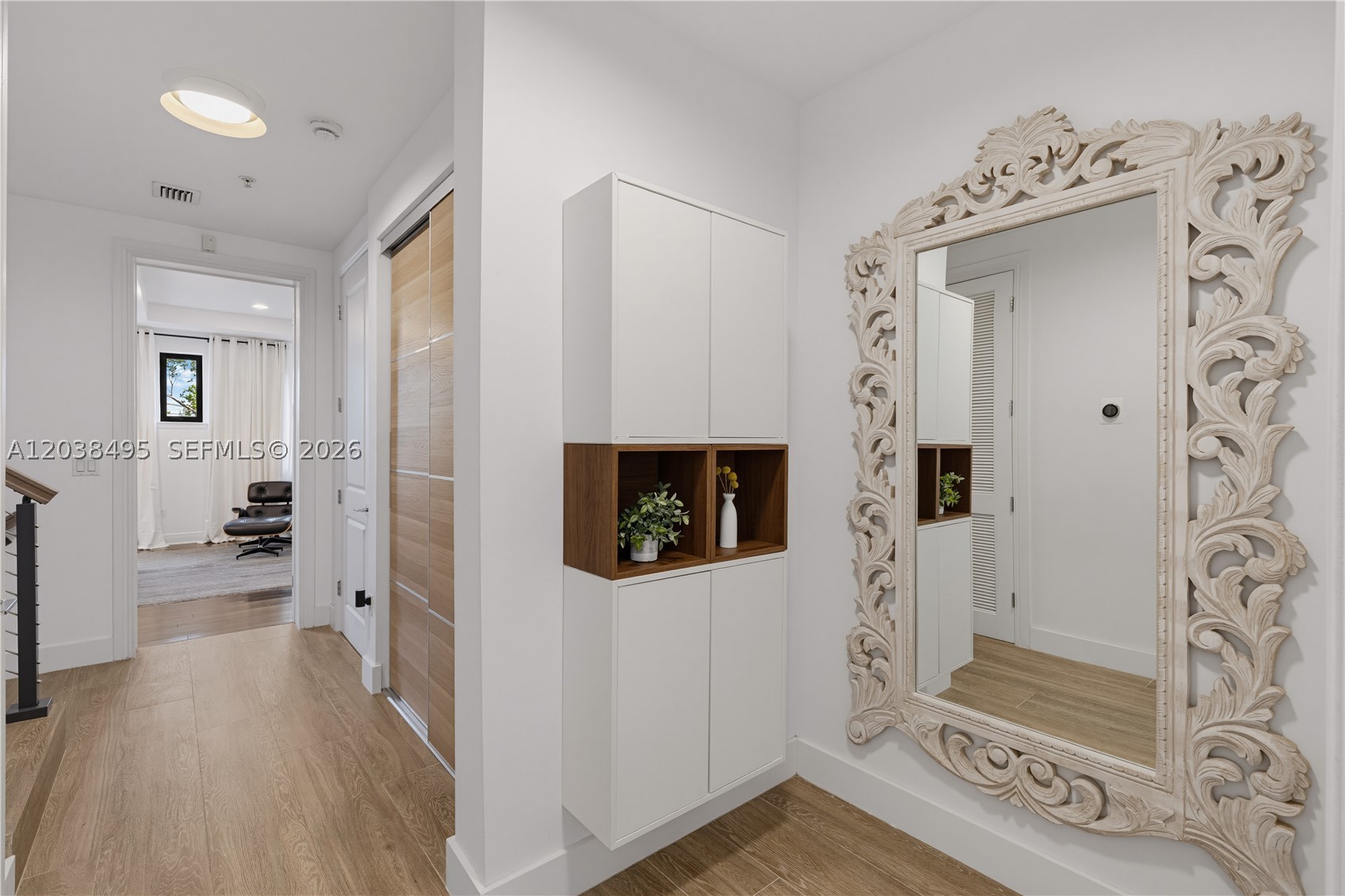 ROYAL HARBOUR YACHT CLUB - Residential