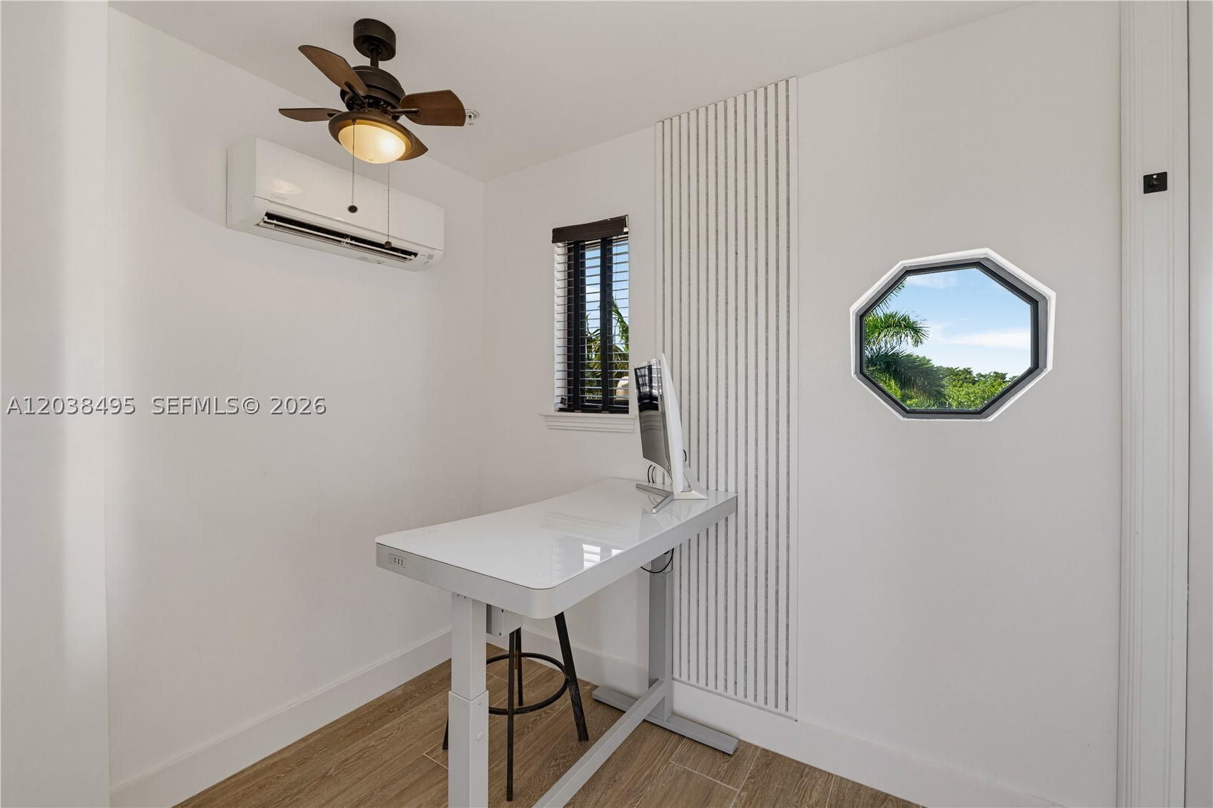 ROYAL HARBOUR YACHT CLUB - Residential