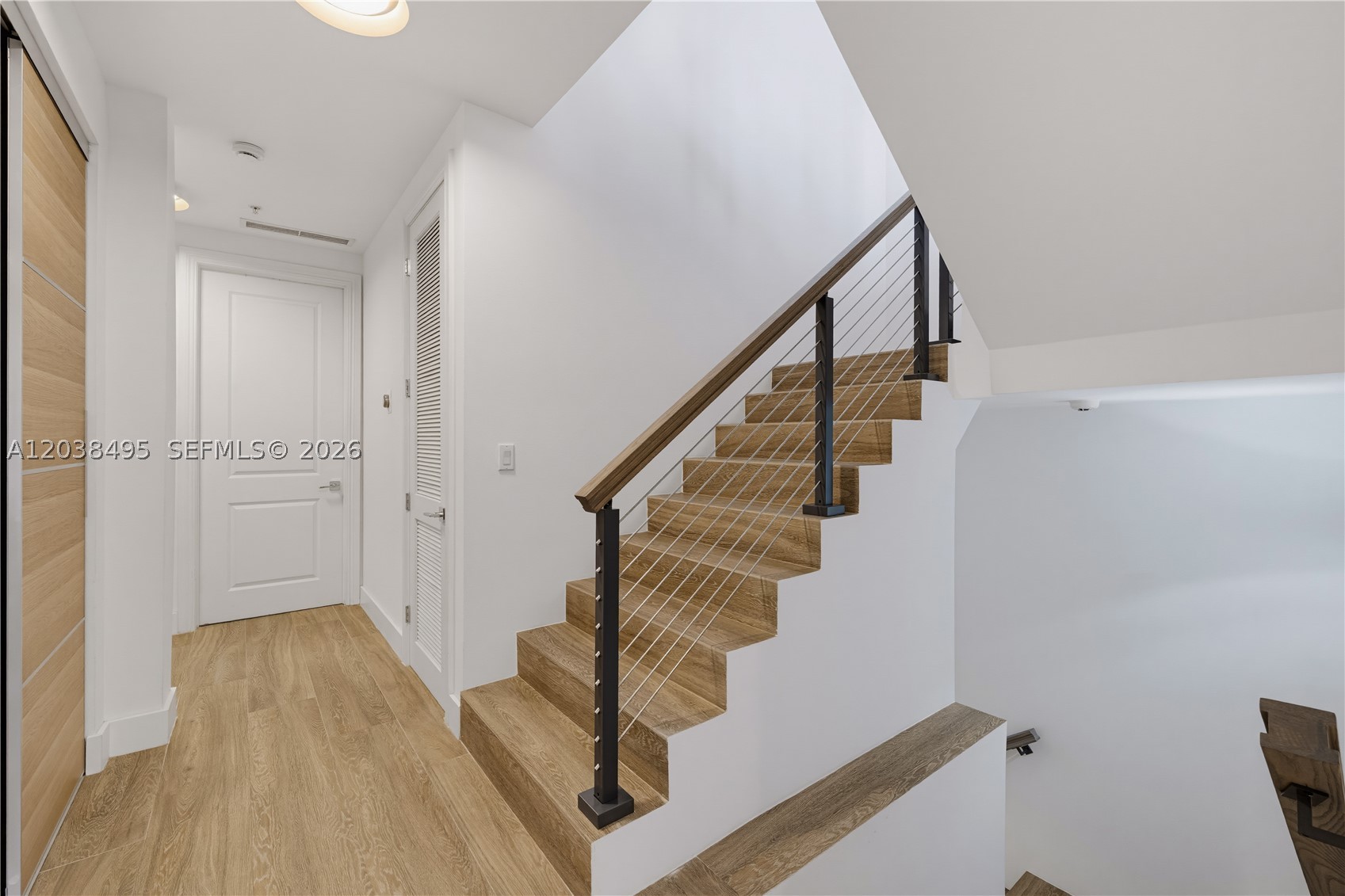 ROYAL HARBOUR YACHT CLUB - Residential