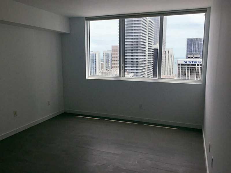 EVERGLADES ON THE BAY NOR - Residential Lease