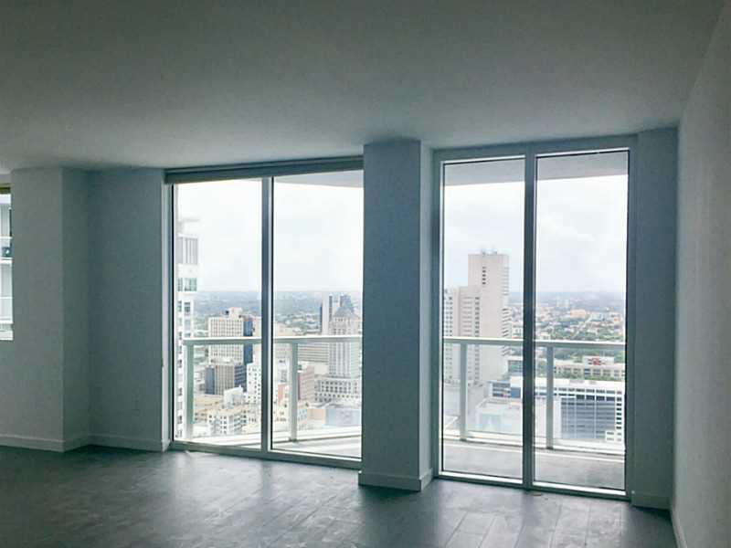 EVERGLADES ON THE BAY NOR - Residential Lease