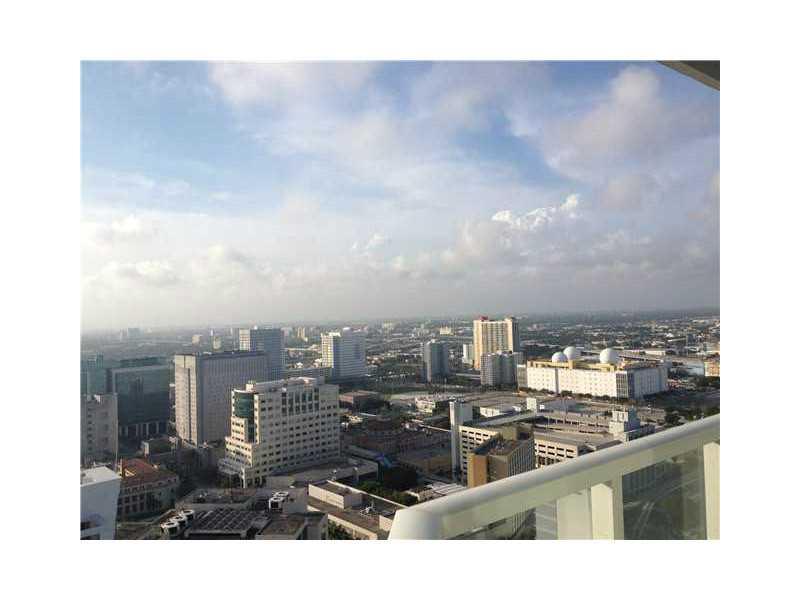 EVERGLADES ON THE BAY NOR - Residential Lease