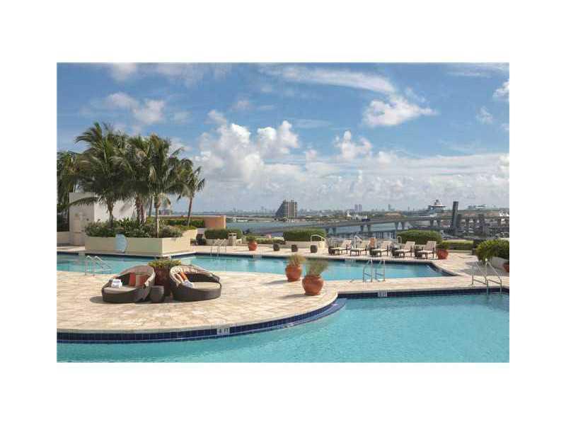 EVERGLADES ON THE BAY NOR - Residential Lease