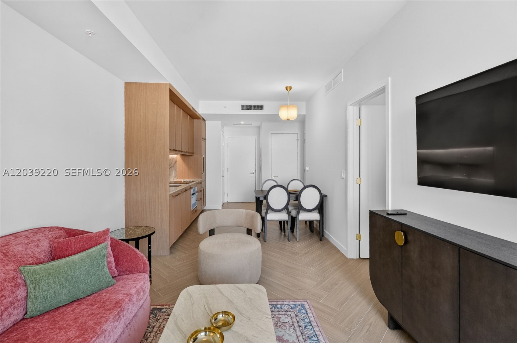 NOMAD WYNWOOD RESIDENCES - Residential