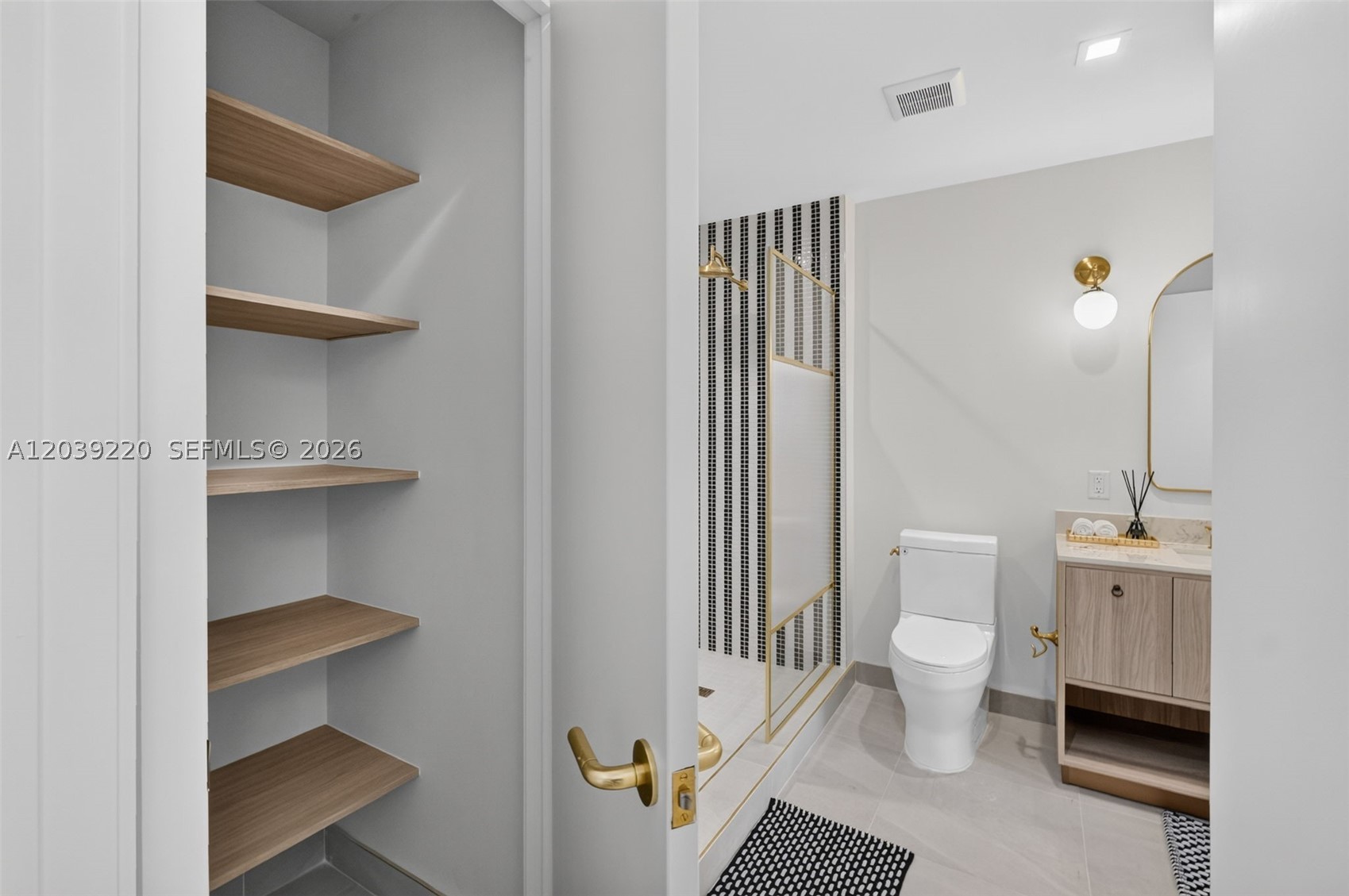 NOMAD WYNWOOD RESIDENCES - Residential