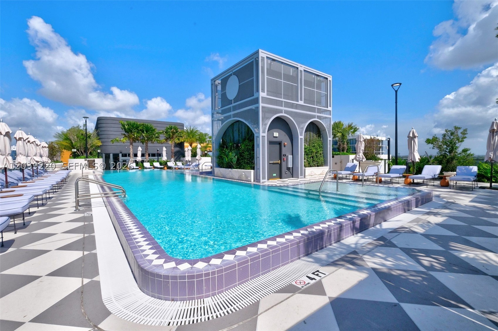 NOMAD WYNWOOD RESIDENCES - Residential
