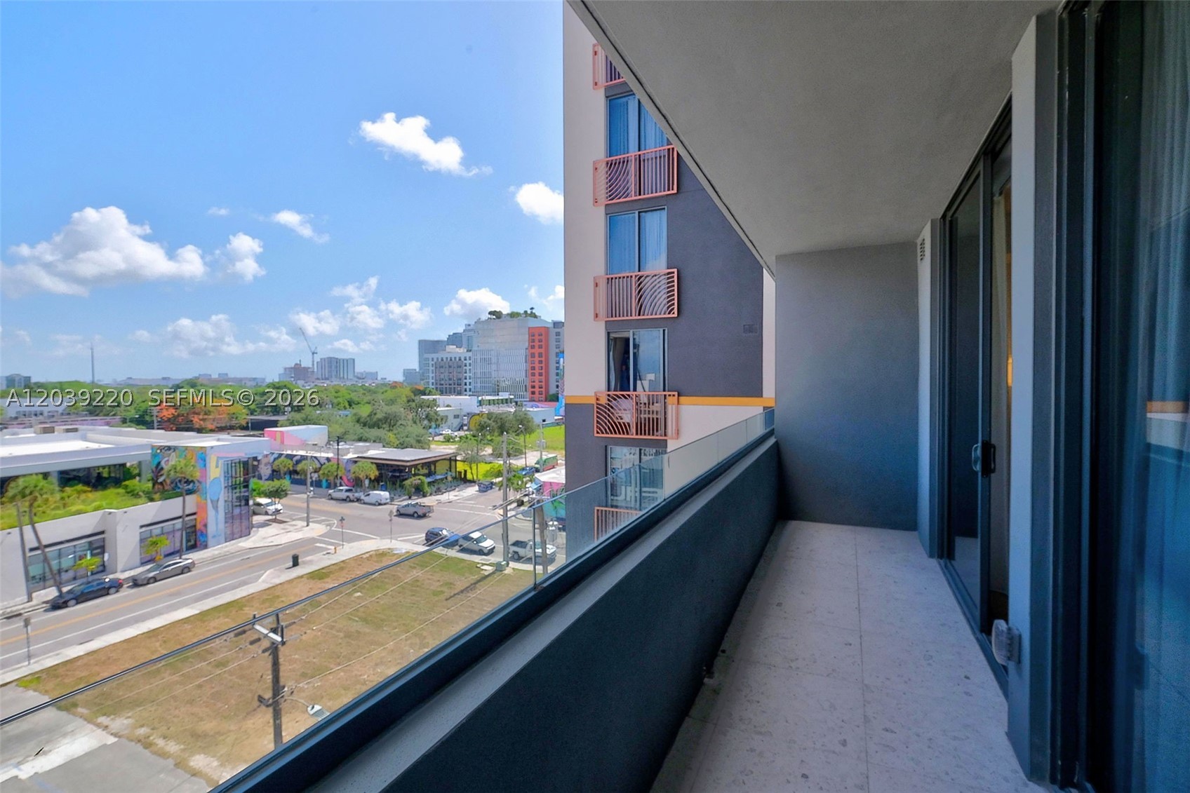 NOMAD WYNWOOD RESIDENCES - Residential