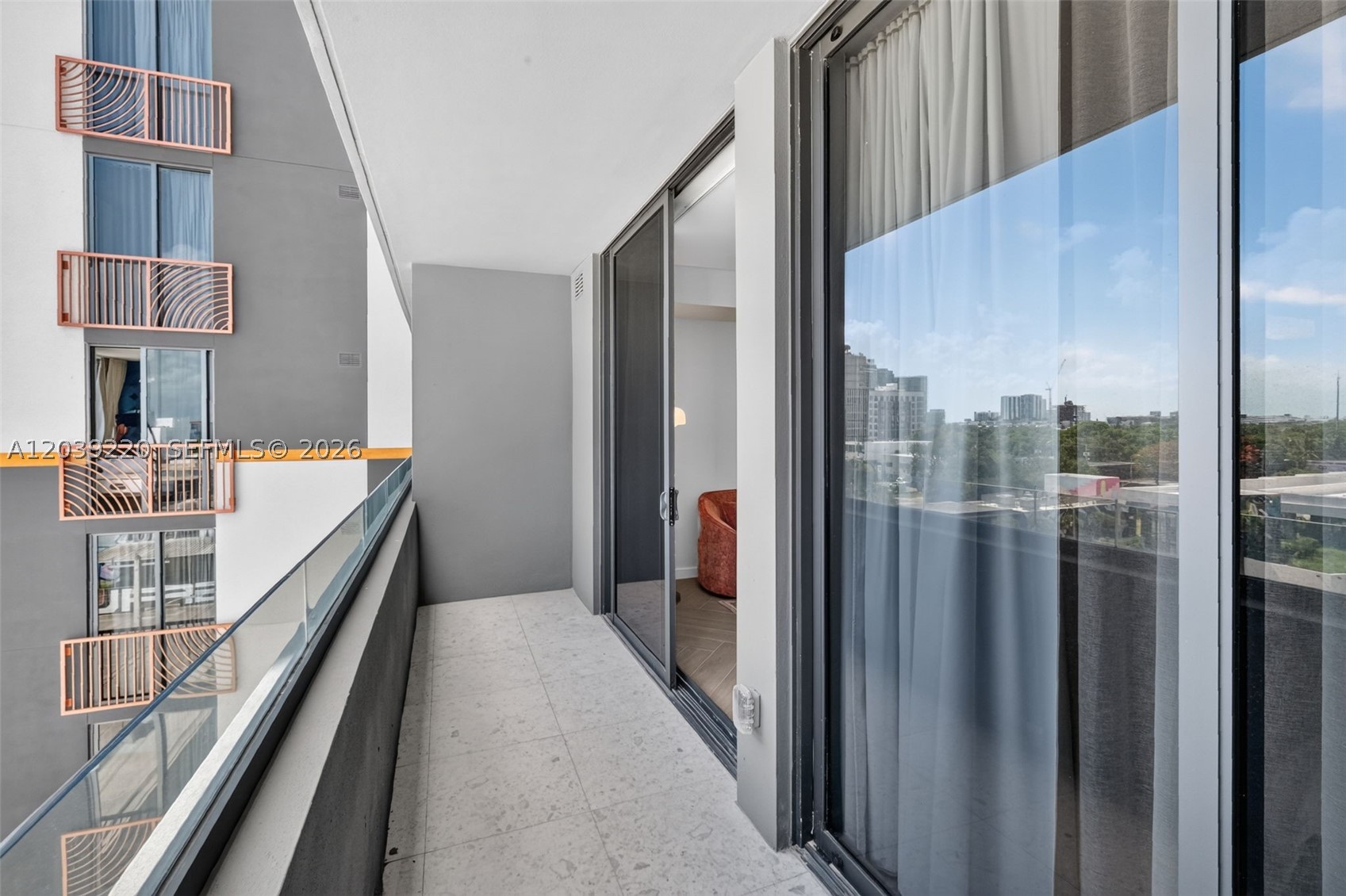 NOMAD WYNWOOD RESIDENCES - Residential
