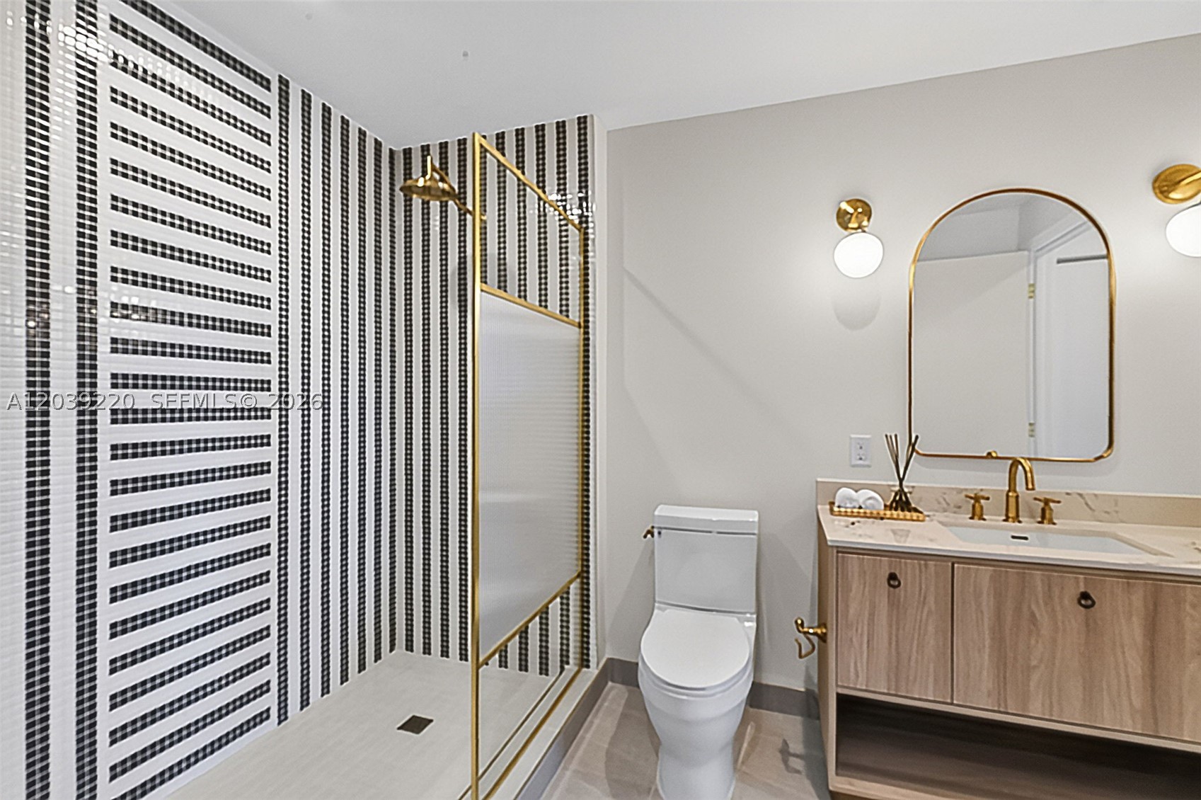 NOMAD WYNWOOD RESIDENCES - Residential
