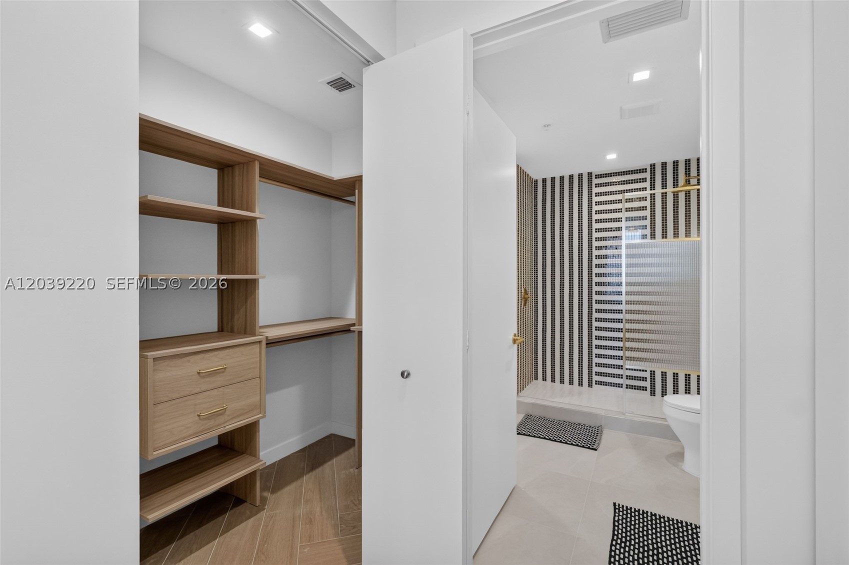 NOMAD WYNWOOD RESIDENCES - Residential