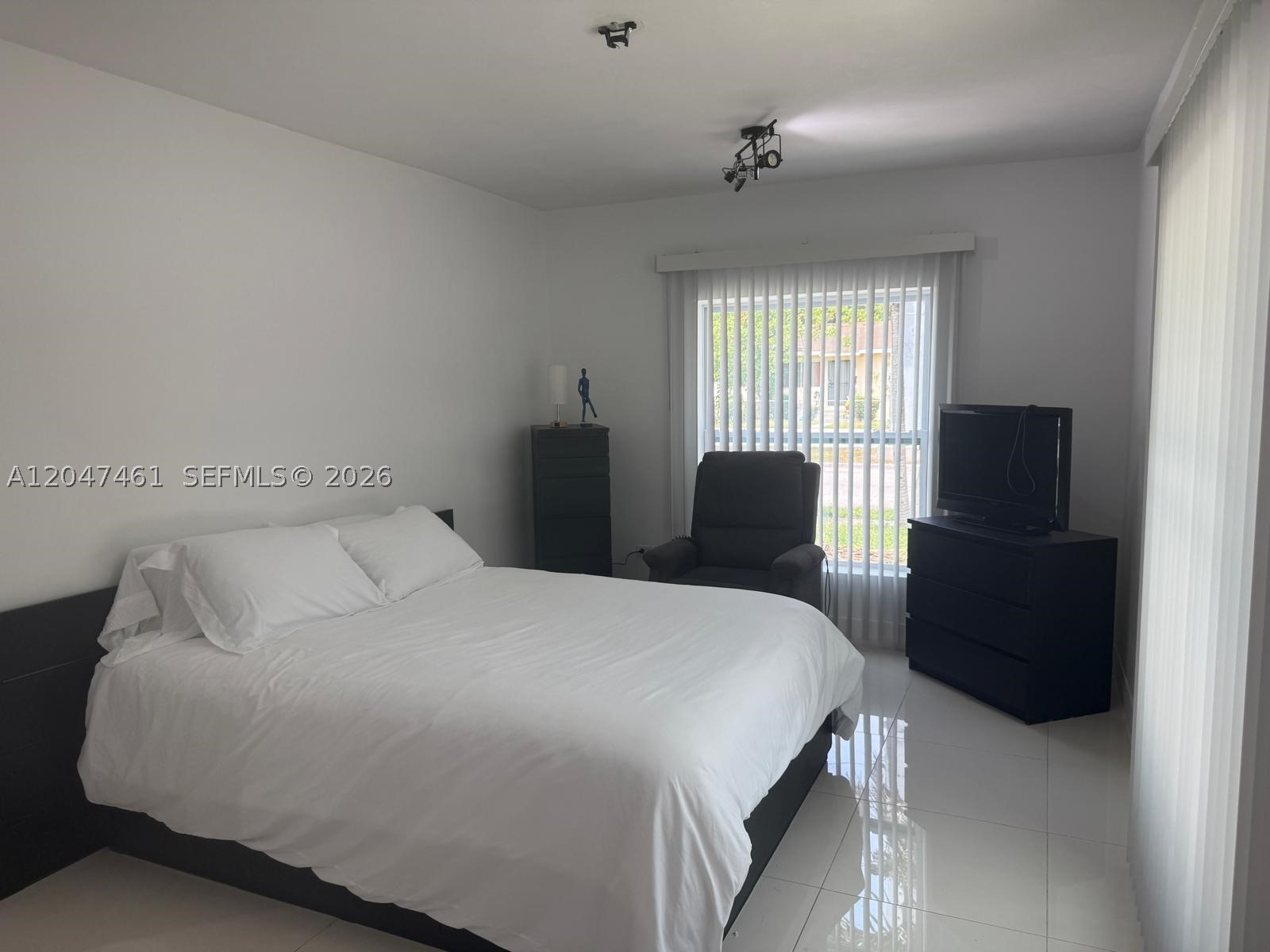 7TH AVENUE HIGHLANDS - Residential