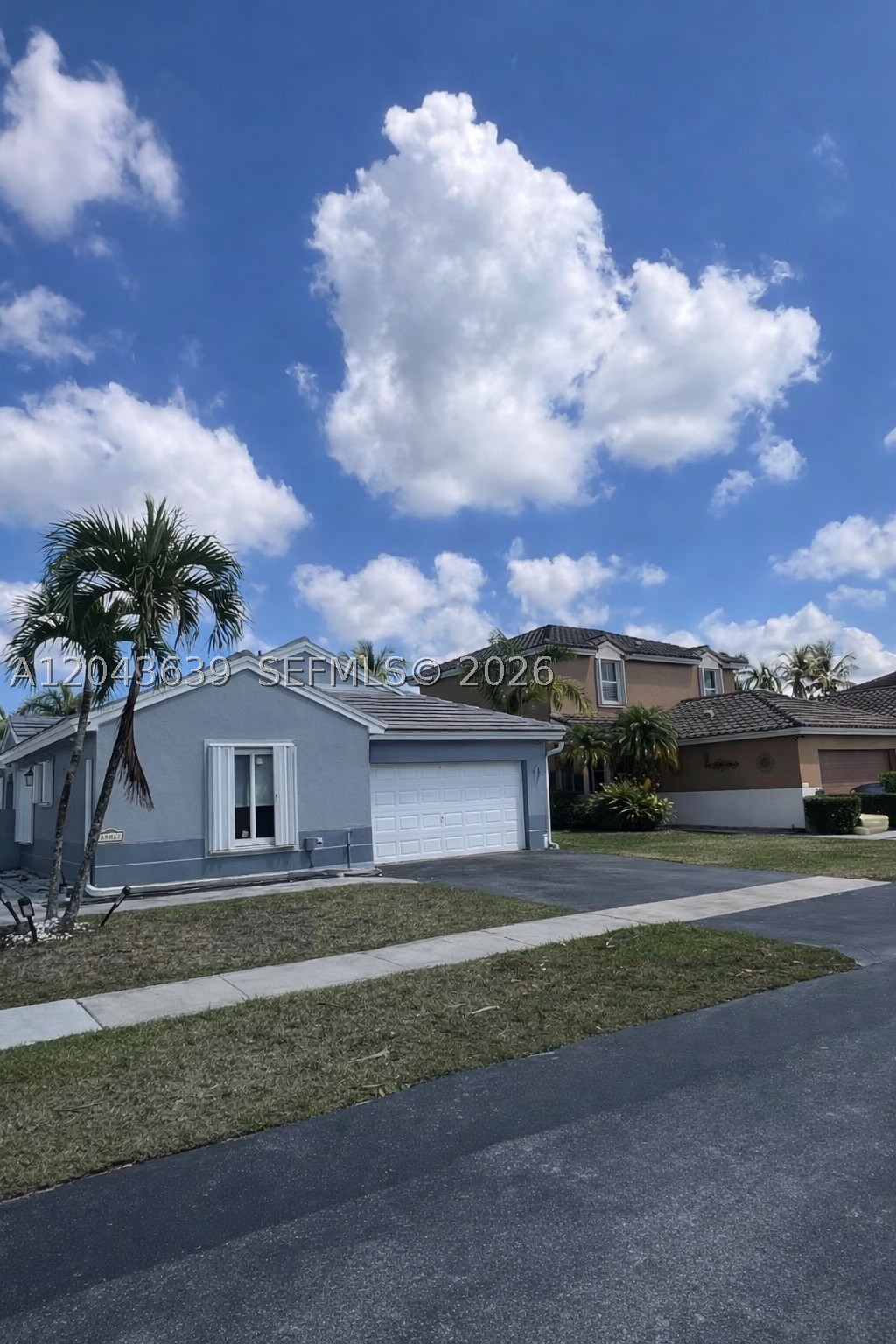 CHAPEL TRAIL II - Residential