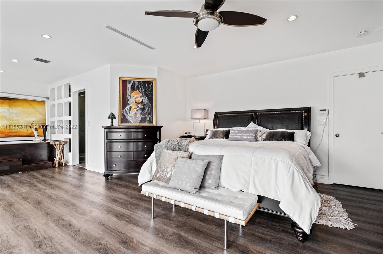 MIAMI SHORES - Residential