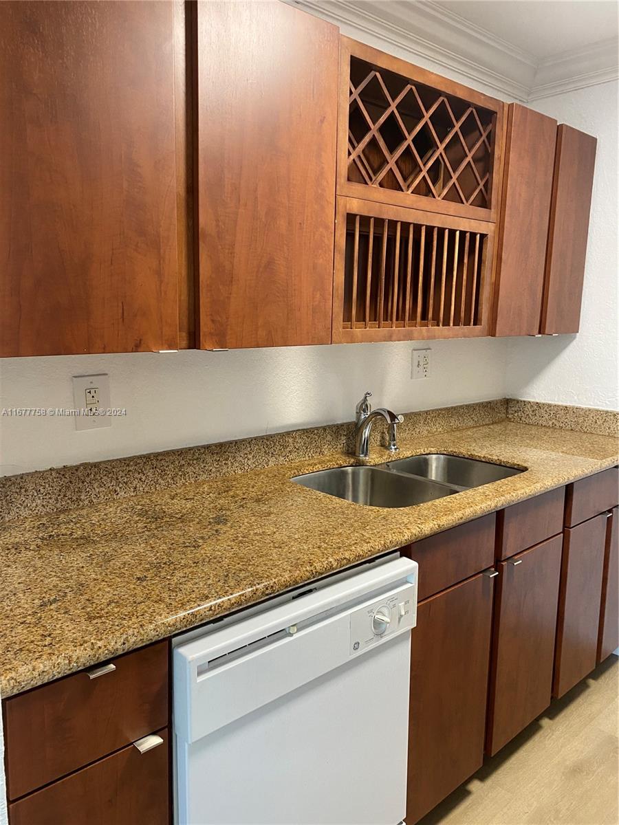 KEYSTONE TOWERS CONDO - Residential Lease