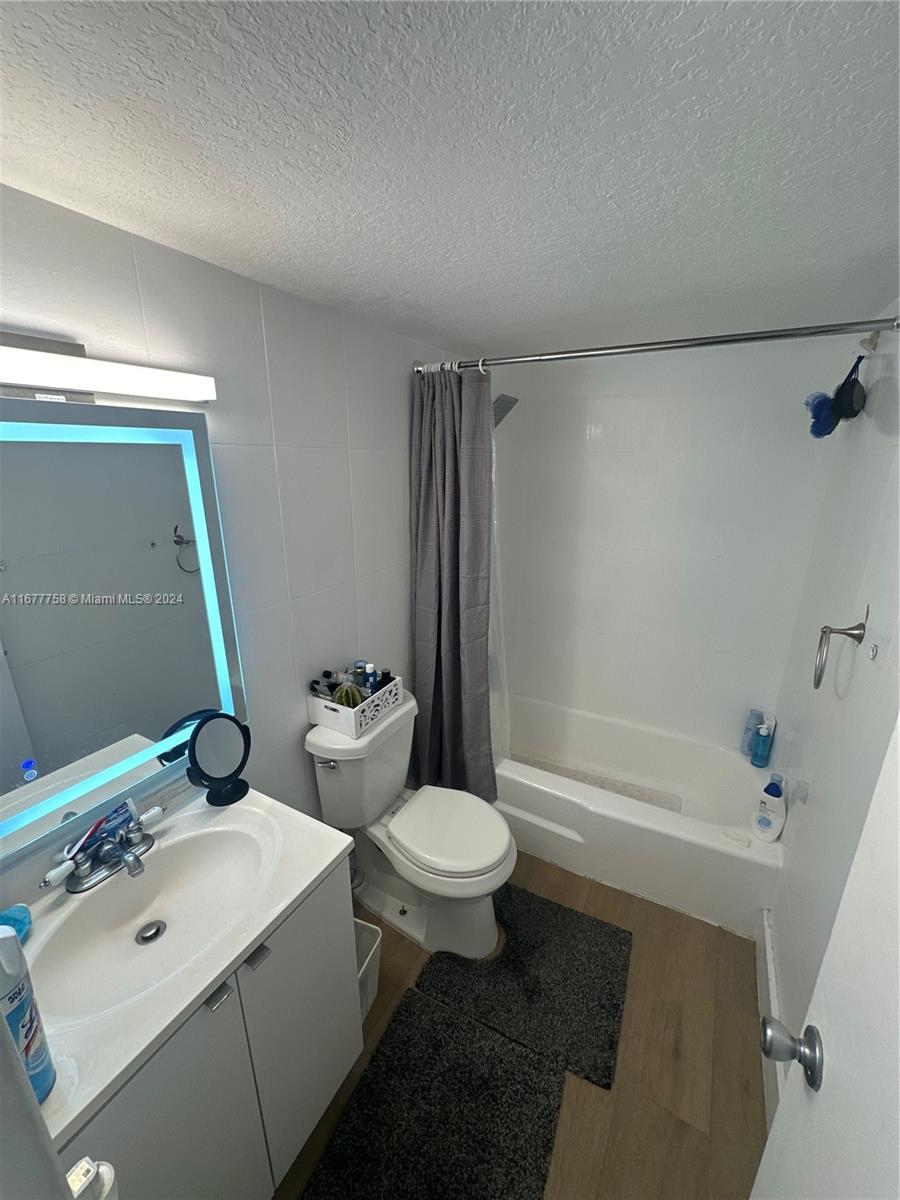 KEYSTONE TOWERS CONDO - Residential Lease