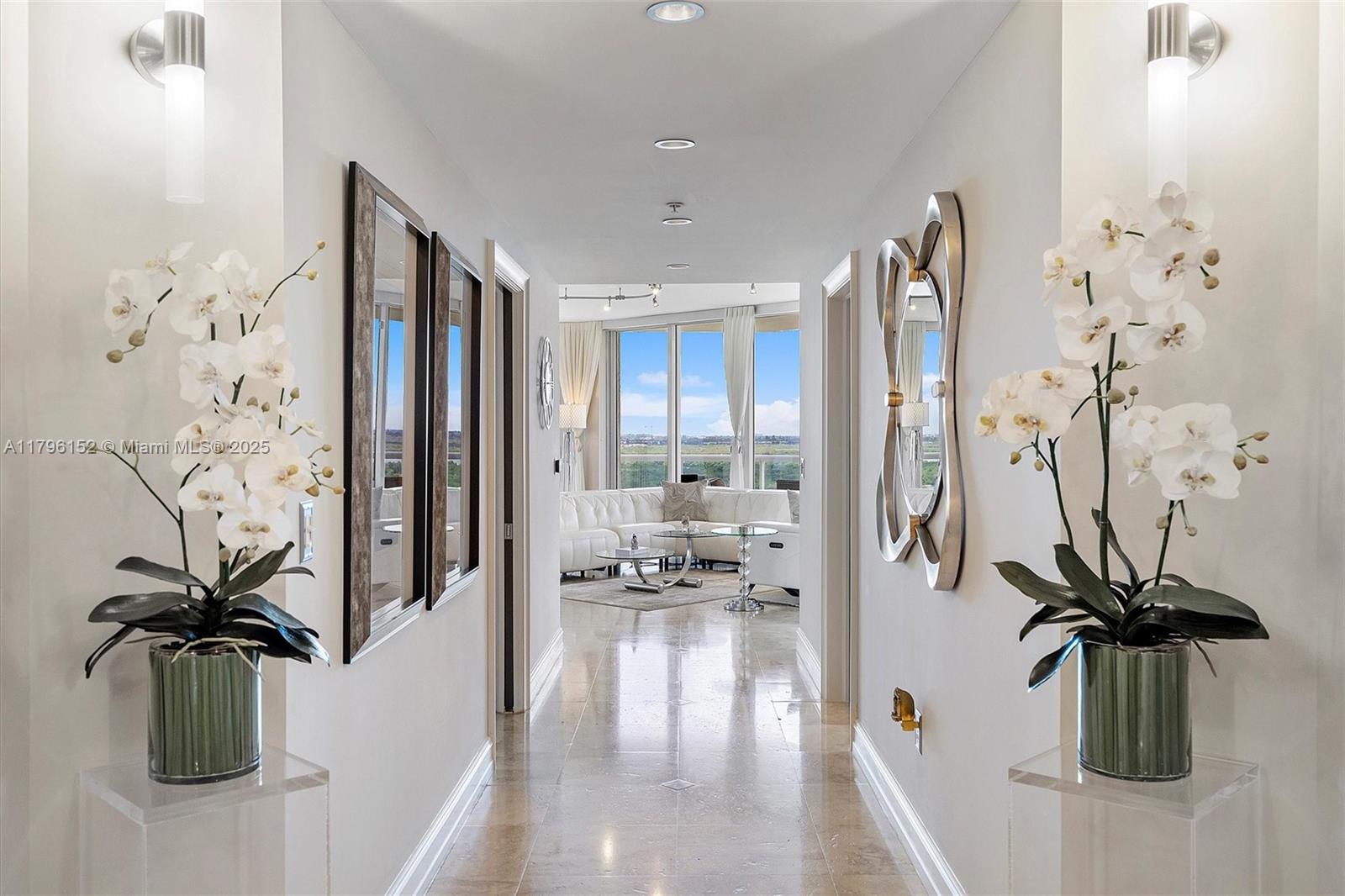 RENAISSANCE ON THE OCEAN - Residential