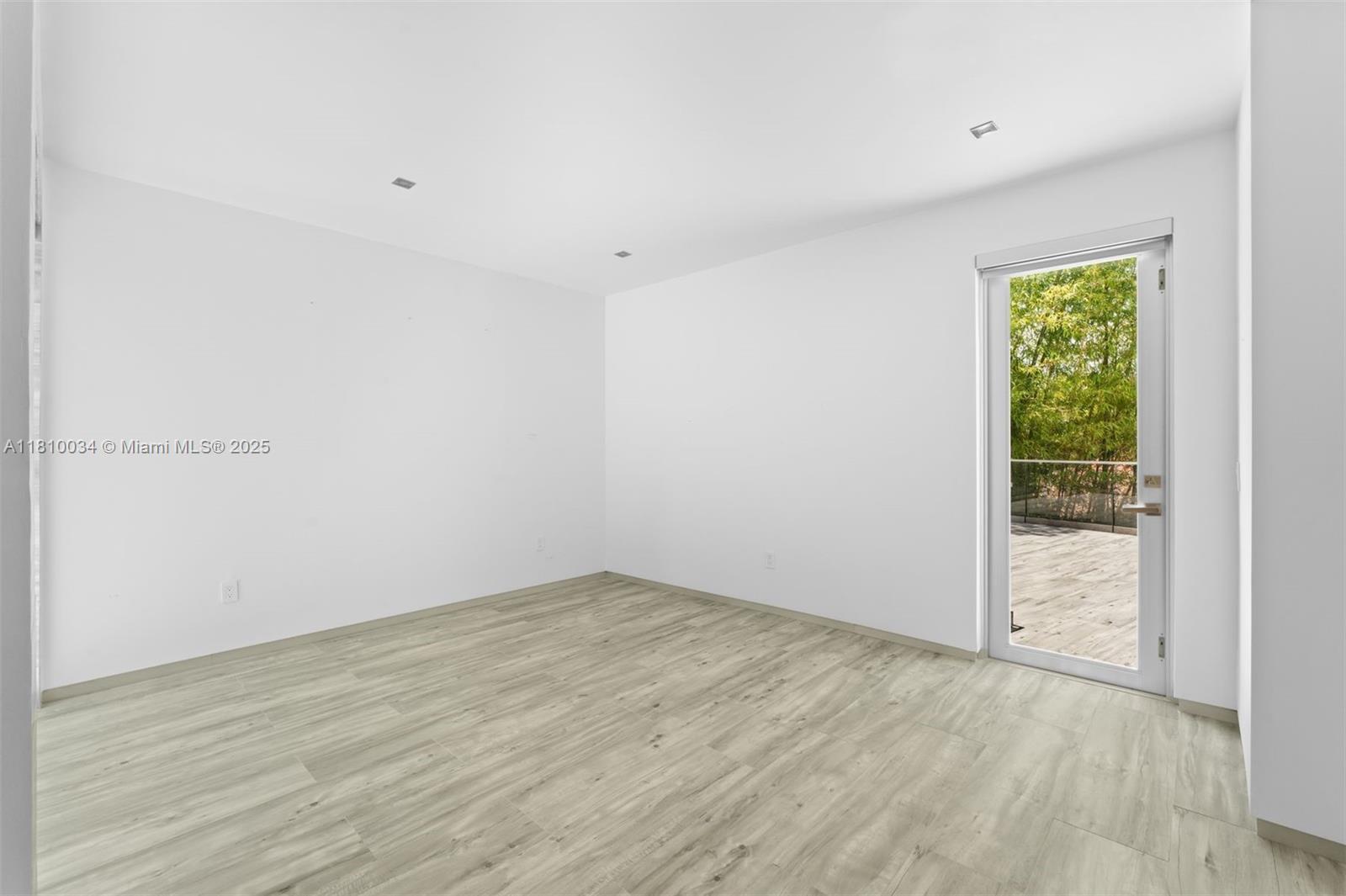 CRAWFORD ESTATES - Residential