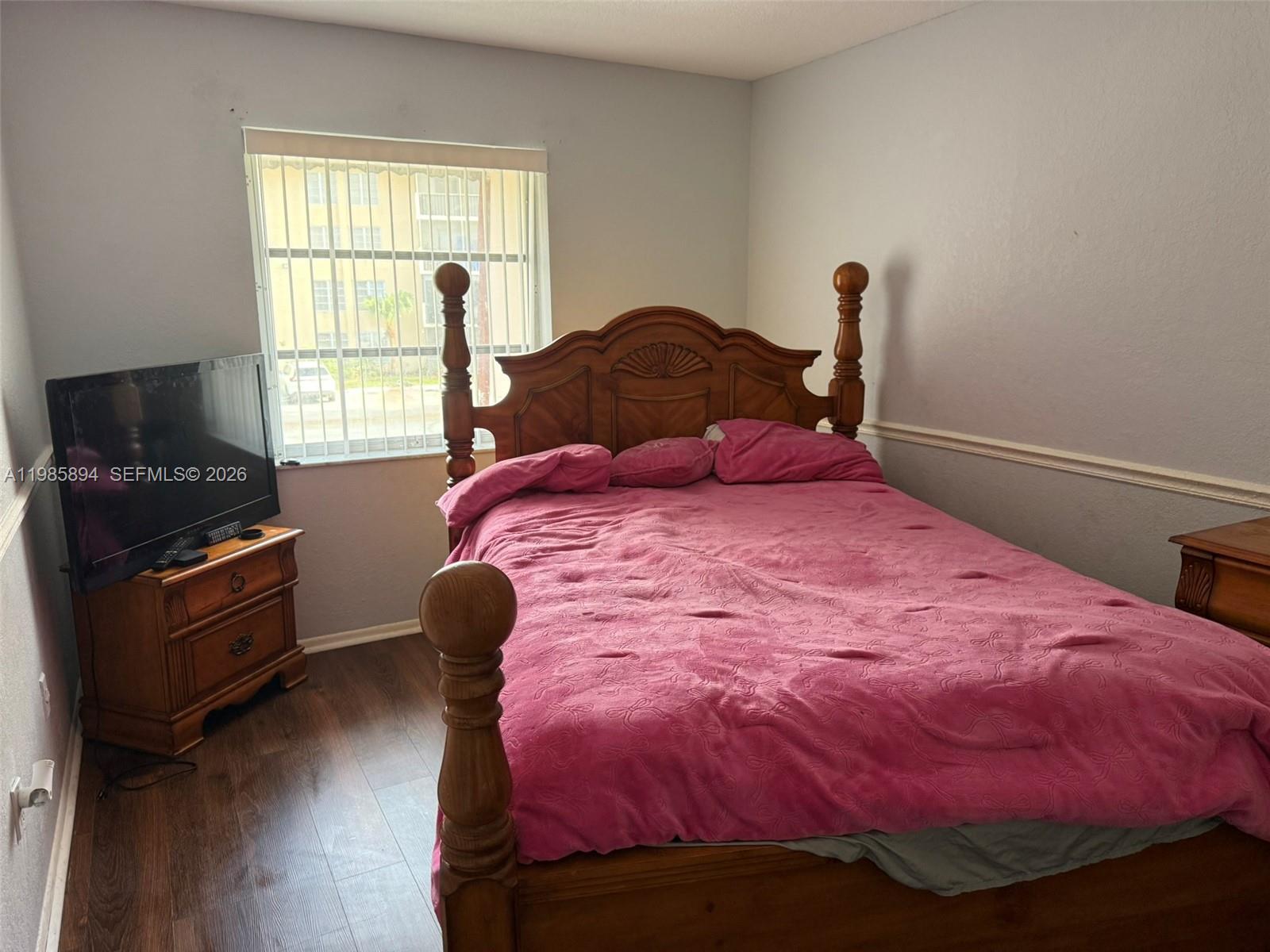 MANORS TOWNHOUSE 14-15 CO - Residential