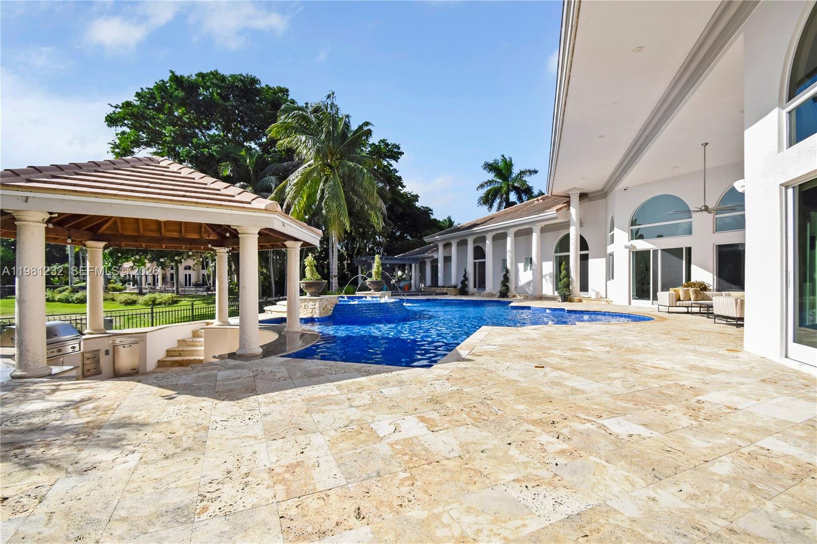 WINDMILL RANCHES ESTATES - Residential