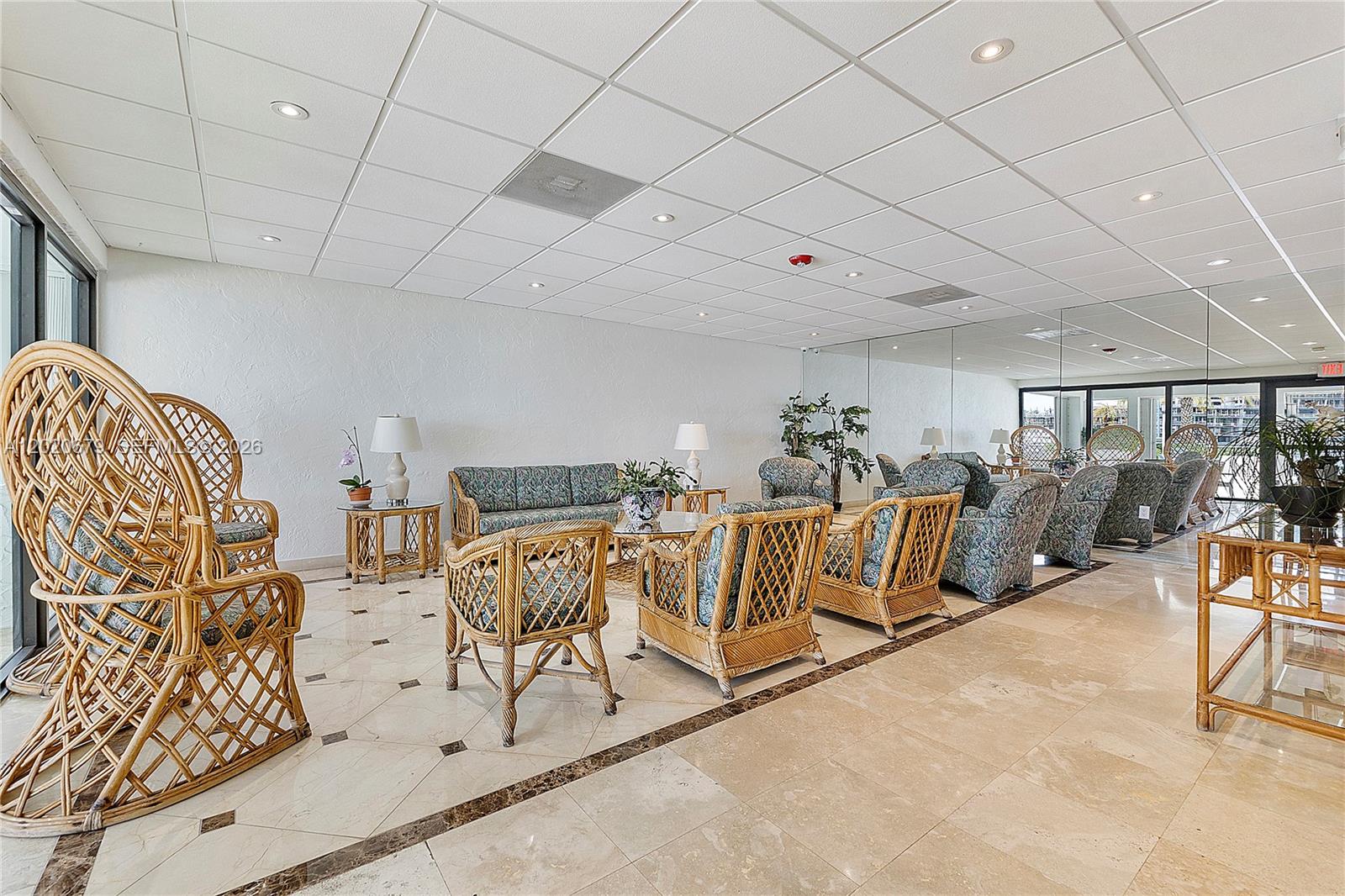 1600 SOUTH BAYSHORE LANE - Residential Lease