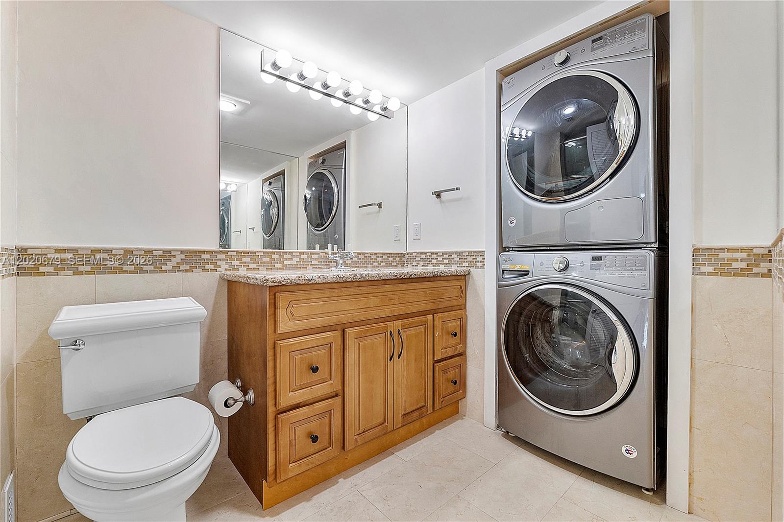 1600 SOUTH BAYSHORE LANE - Residential Lease