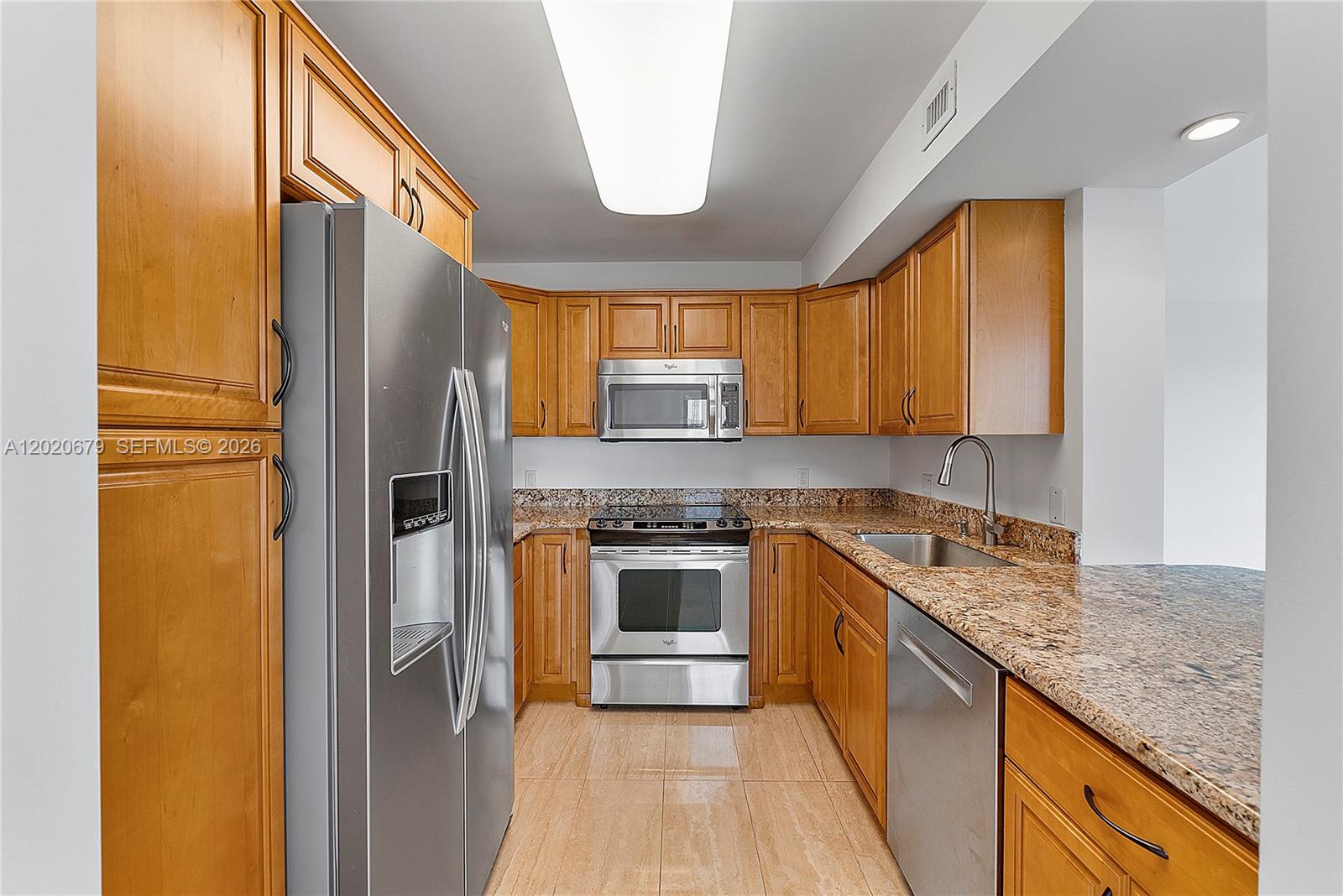 1600 SOUTH BAYSHORE LANE - Residential Lease