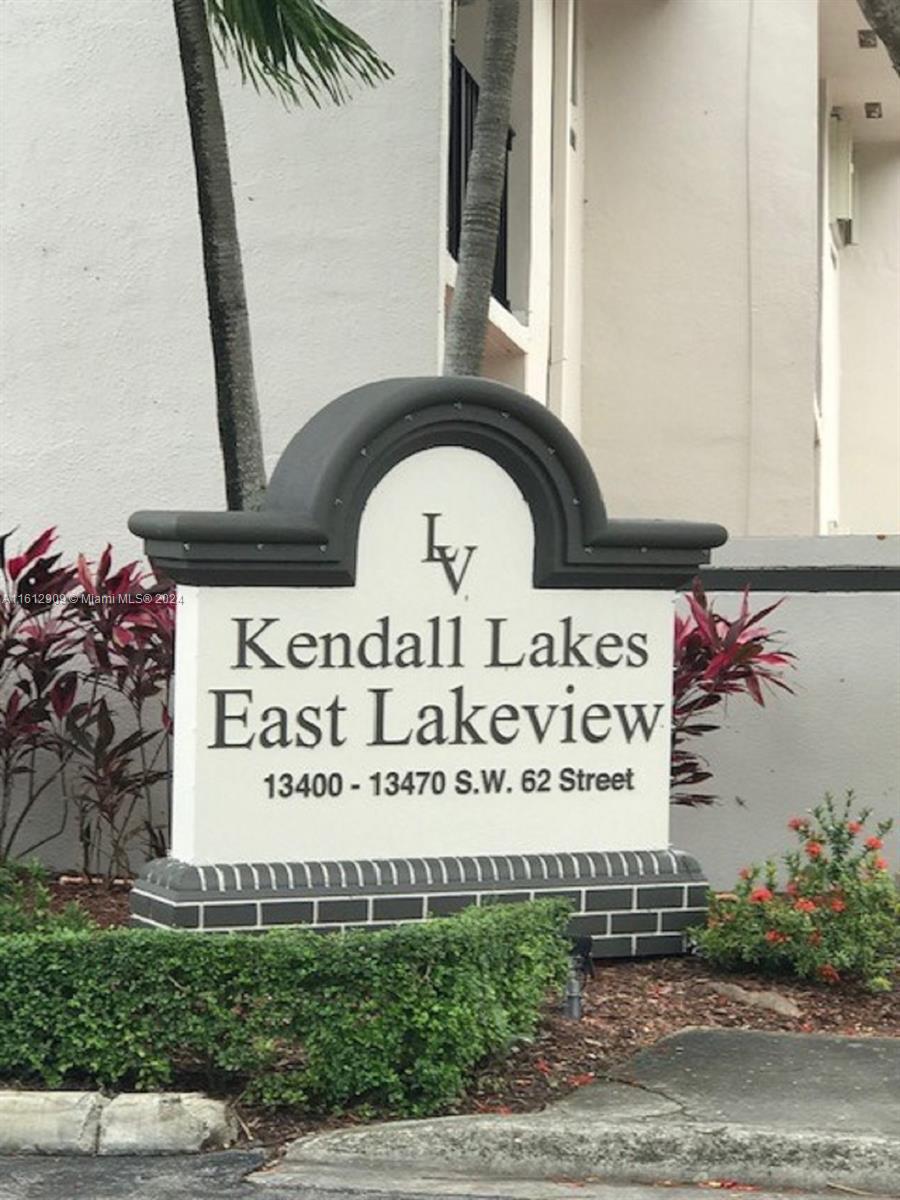 KENDALL LKS E LAKEVIEW TH - Residential Lease