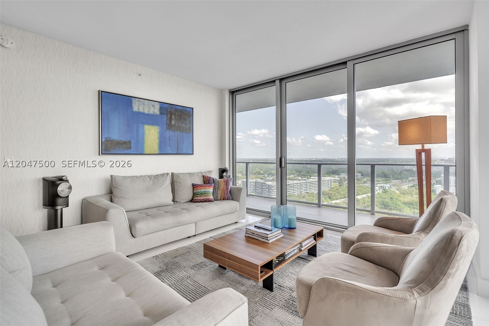 THE HARBOUR NORTH CONDO - Residential