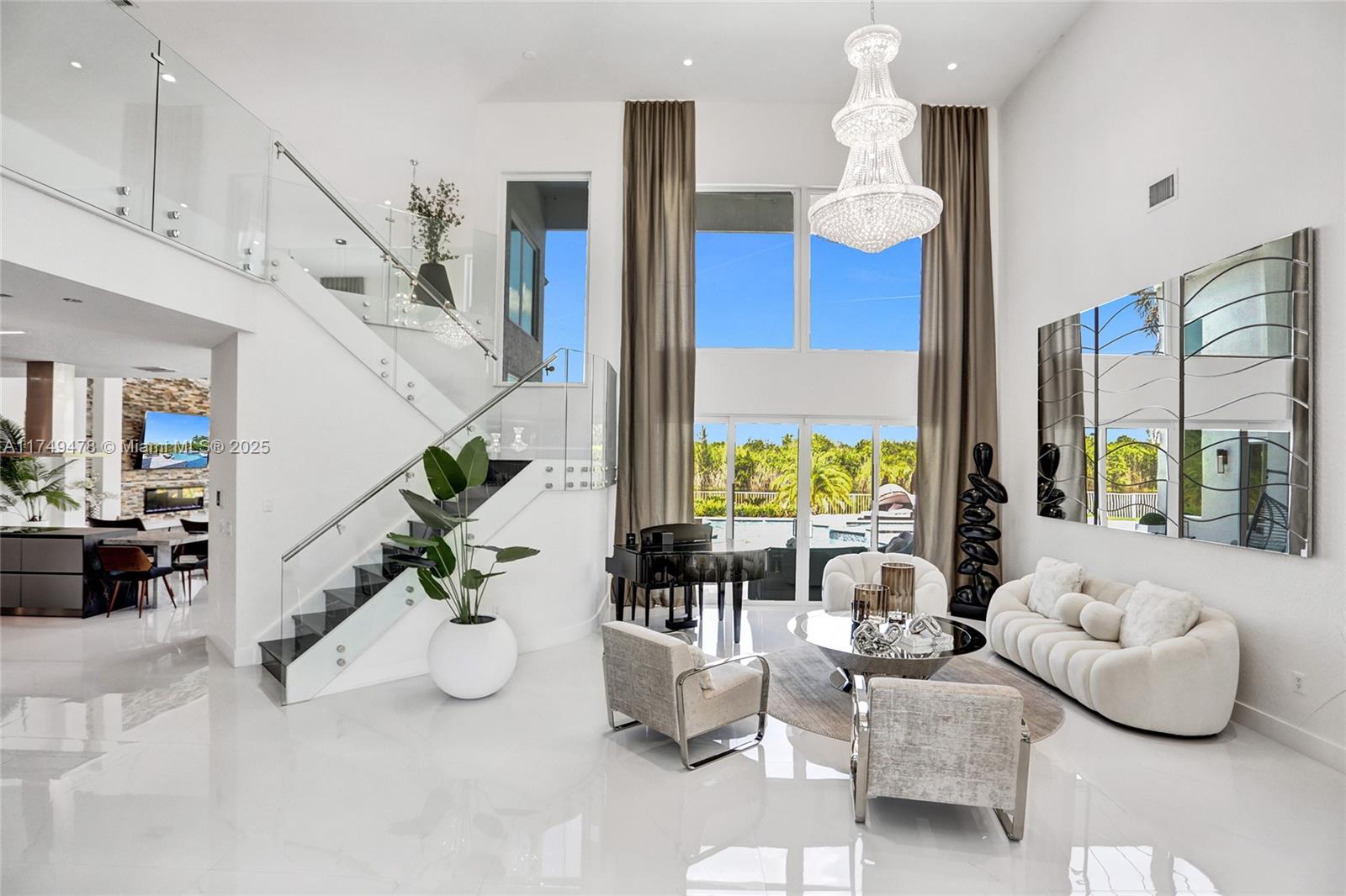 SUNSET LAKES PLAT THREE - Residential
