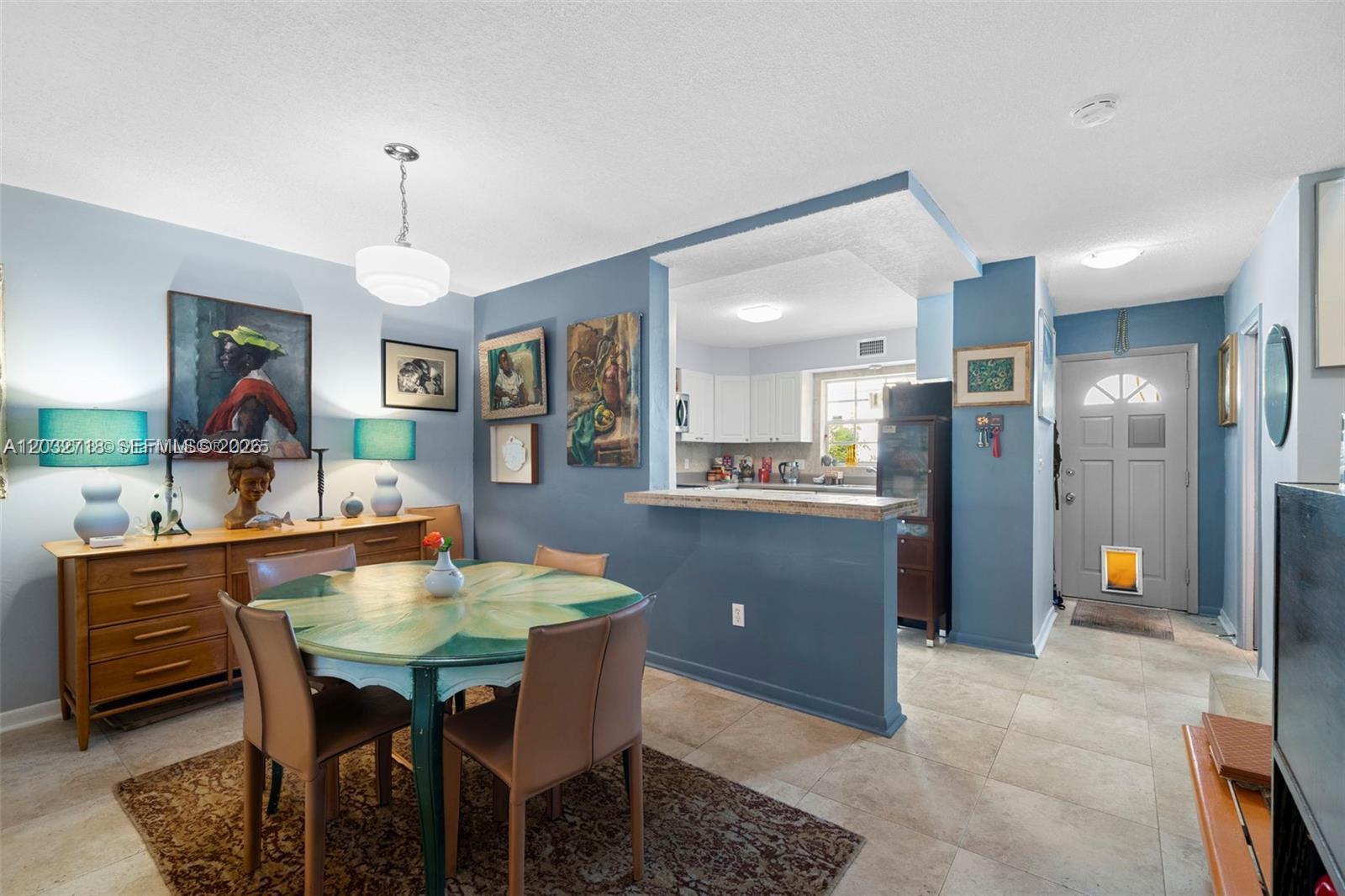 TOWNHOUSES BY AL BESADE J - Residential Lease
