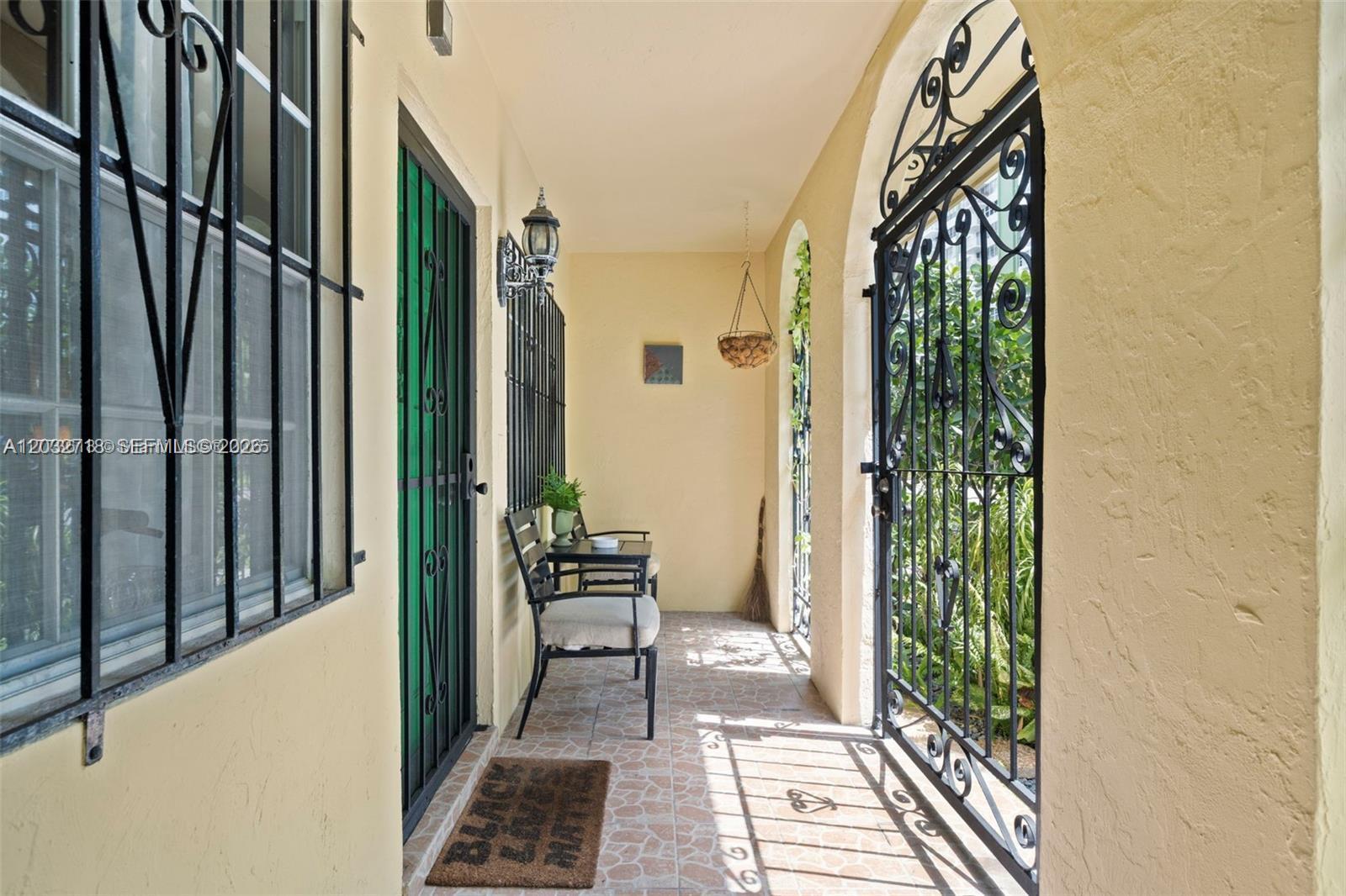 TOWNHOUSES BY AL BESADE J - Residential Lease