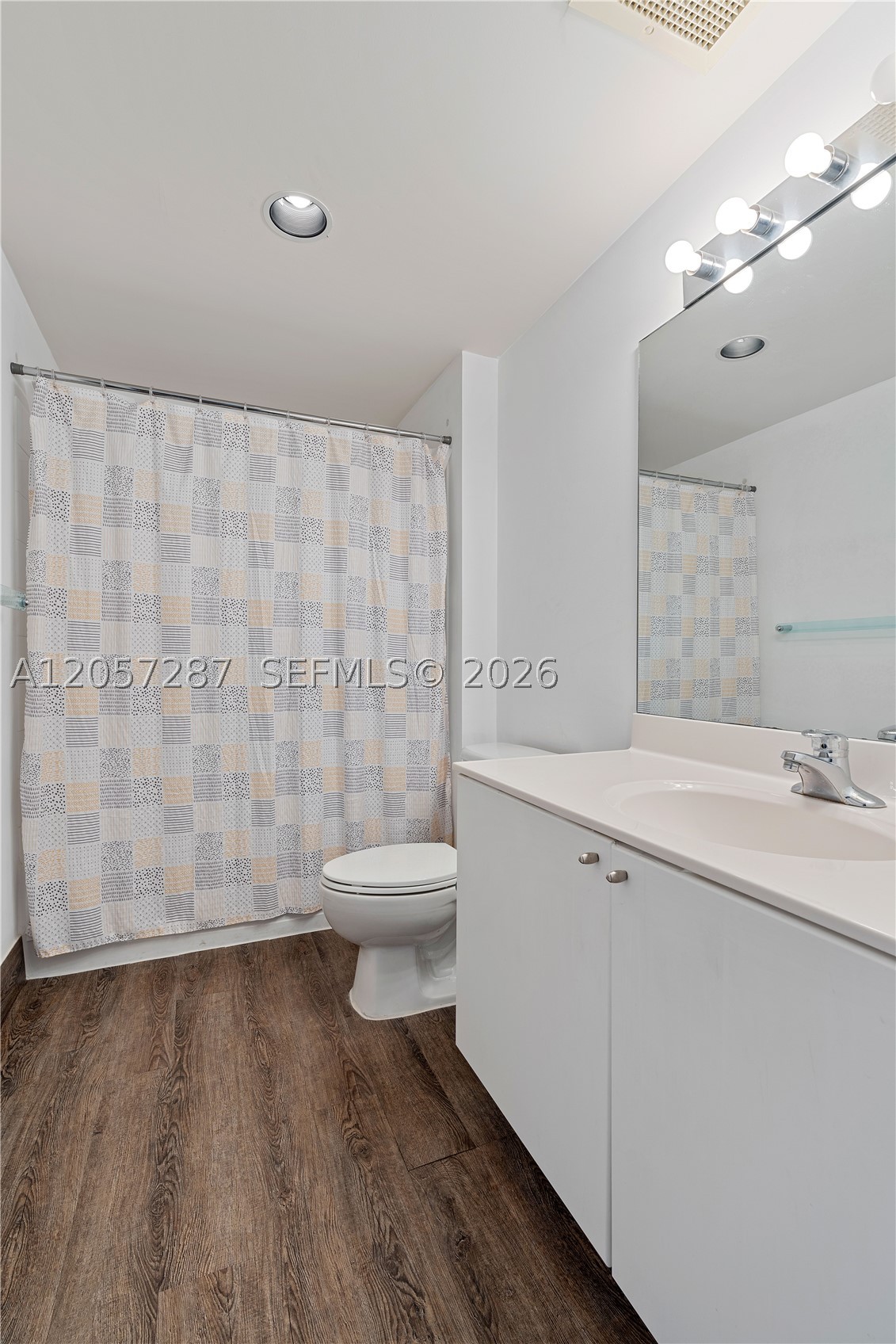 OCEAN POINT BEACH CLUB CO - Residential