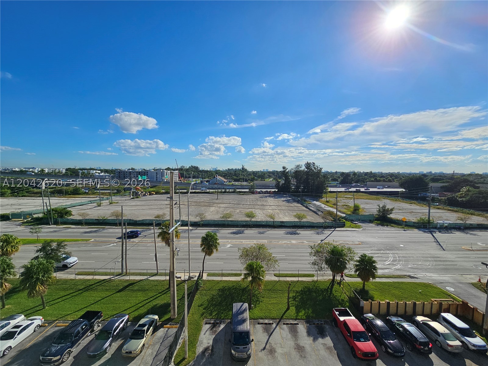 PARKWAY TOWERS - Residential