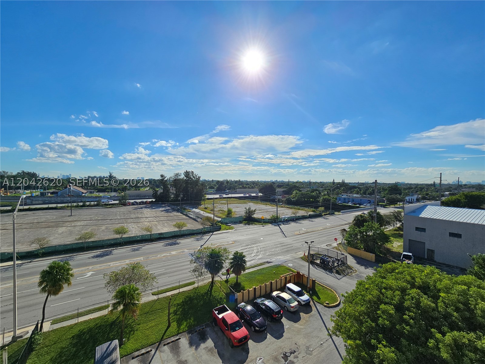 PARKWAY TOWERS - Residential