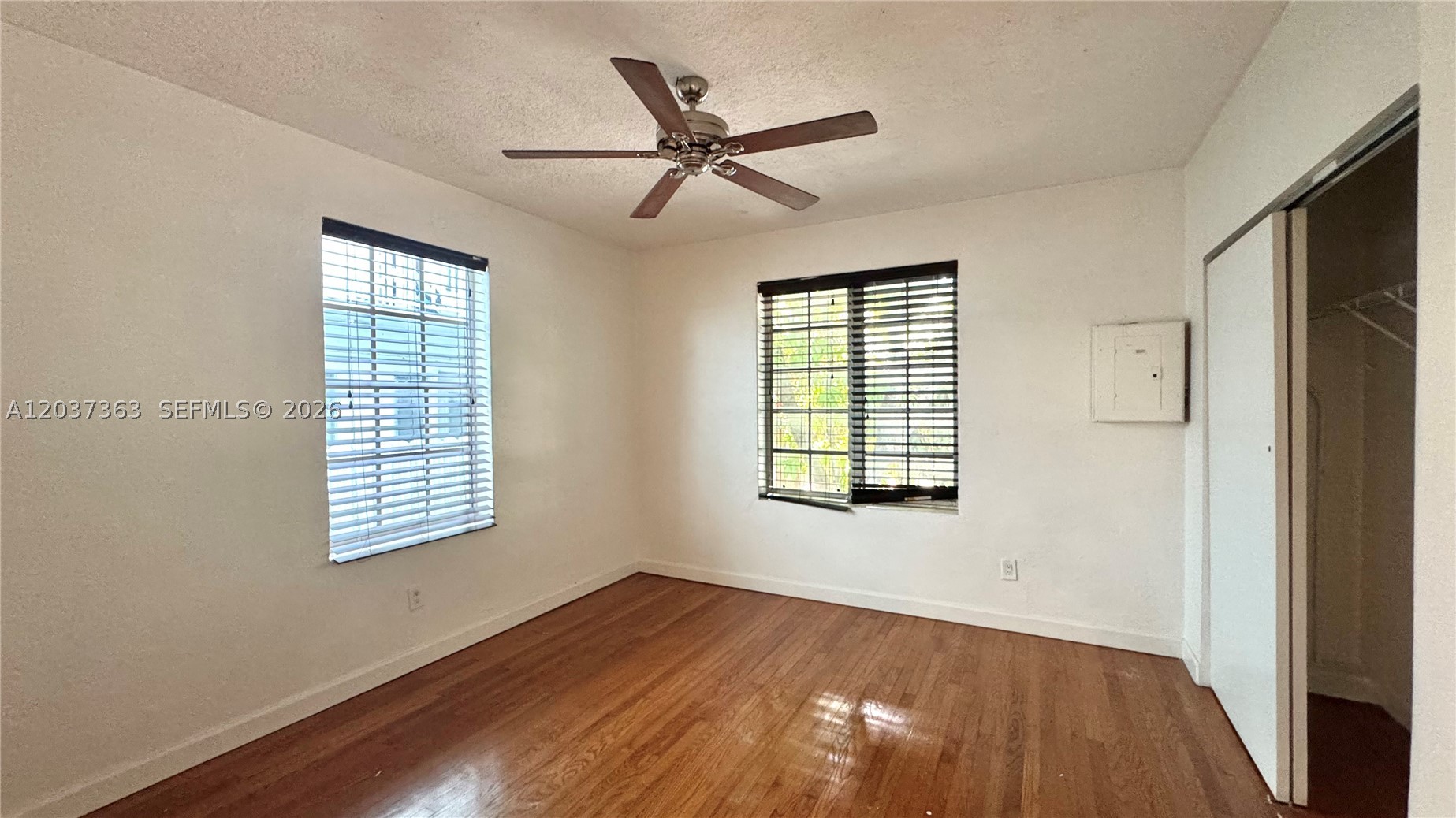 OCEAN BEACH ADDN NO 3 - Residential Lease