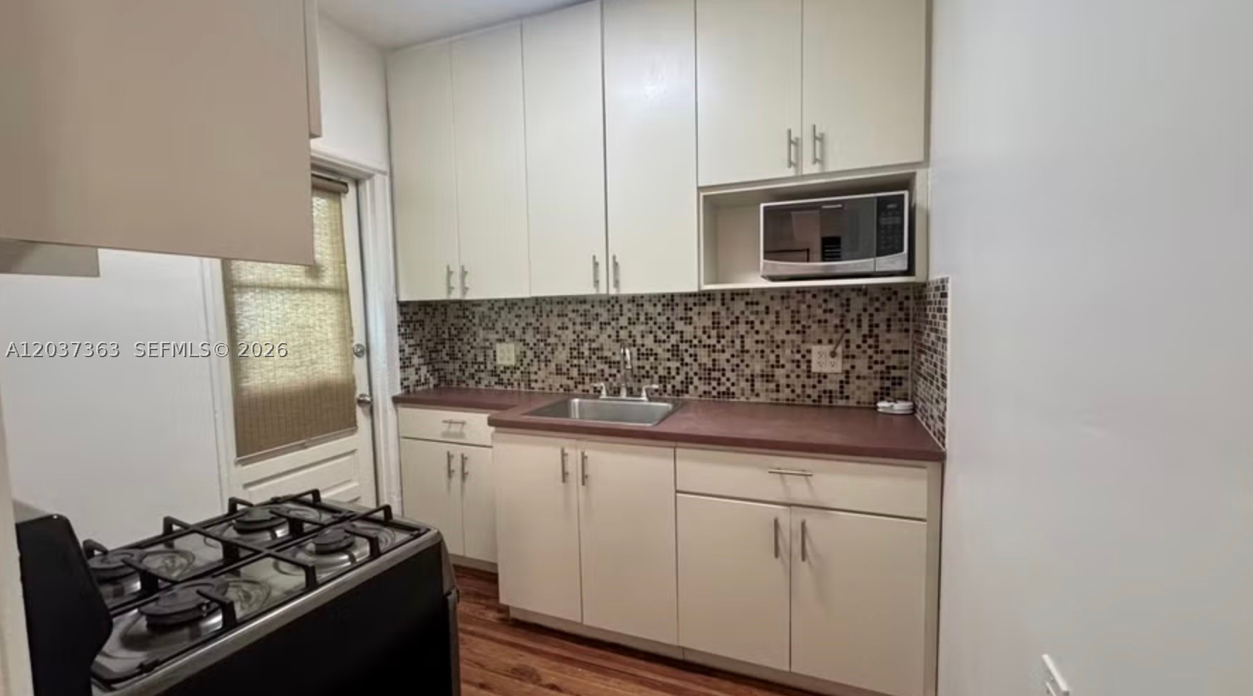 OCEAN BEACH ADDN NO 3 - Residential Lease