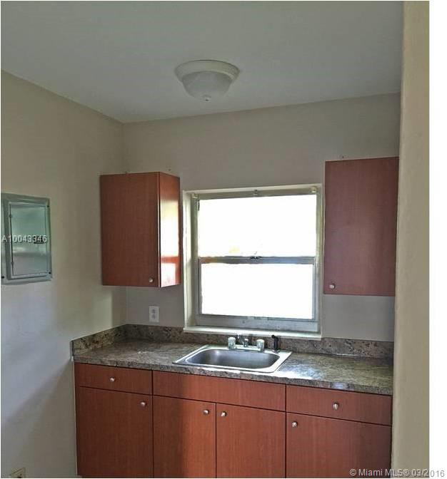 Lawrence Estate Land Cos - Residential Lease