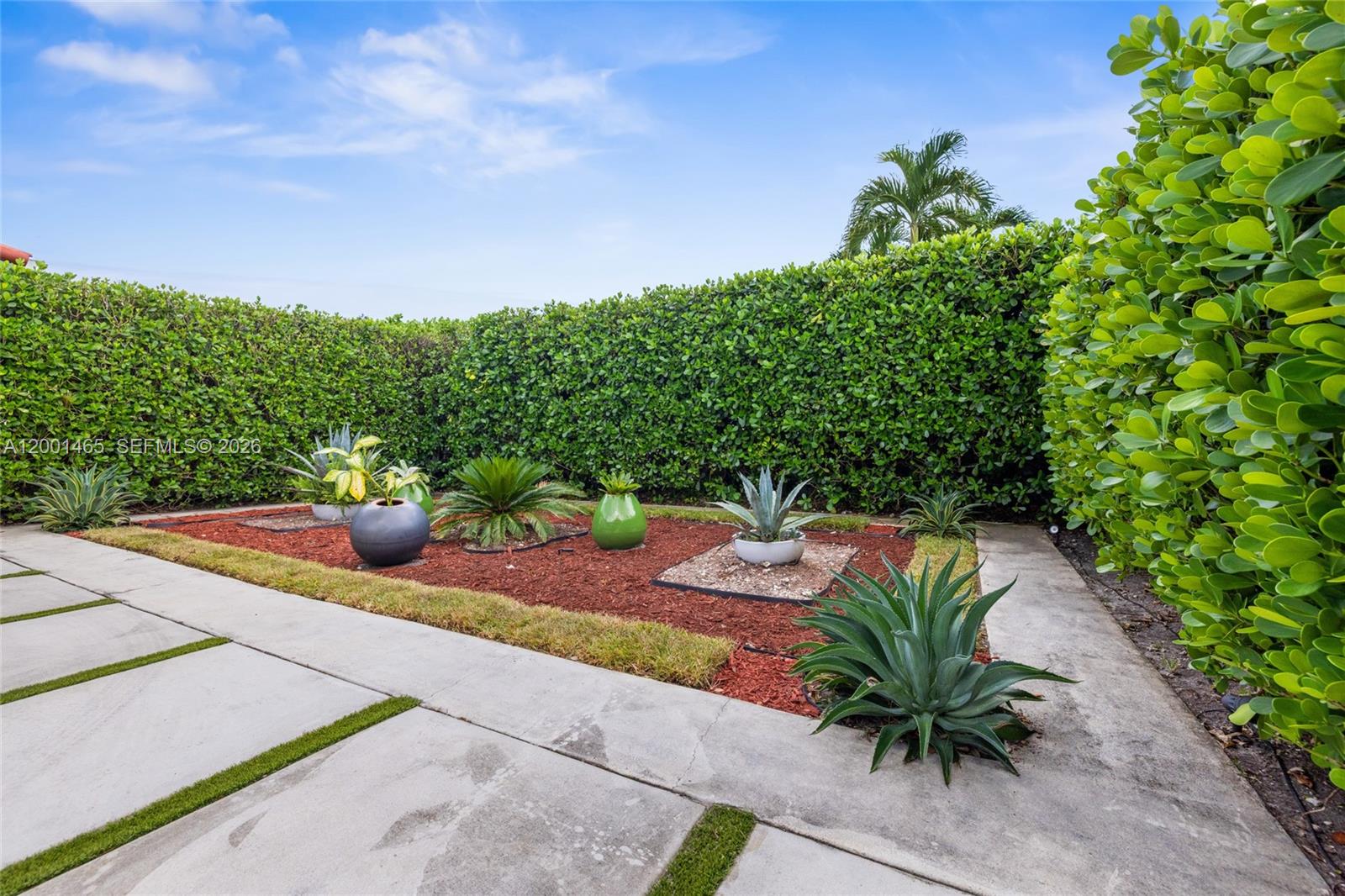 CORAL GABLES SEC E - Residential Lease