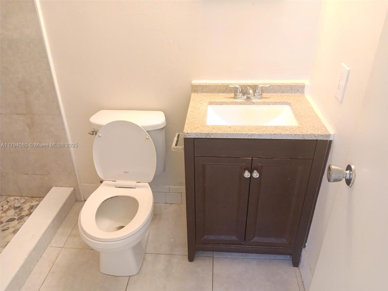 DIXIE GARDENS - Residential Lease