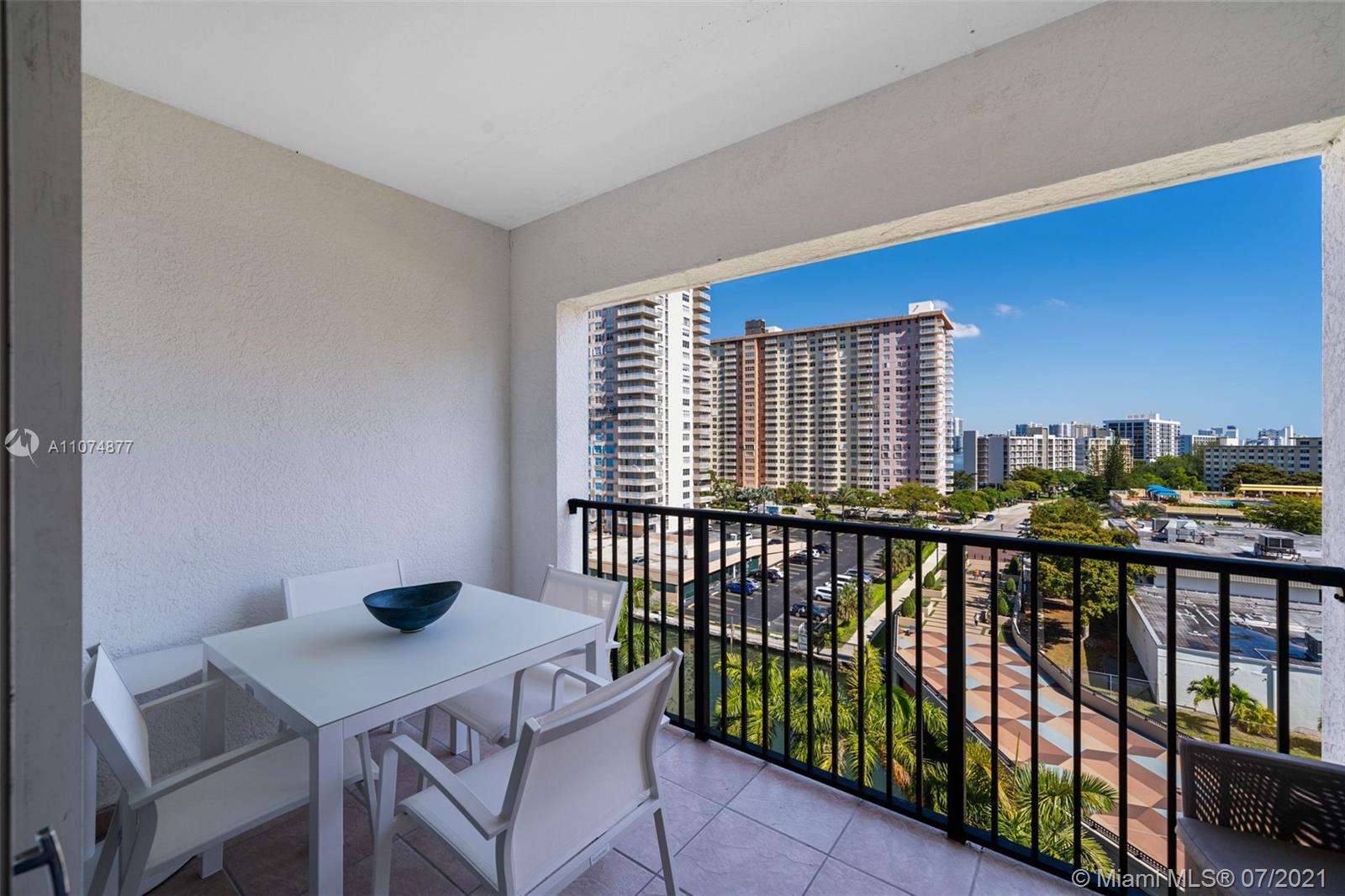 PORTO BELLAGIO CONDO - Residential