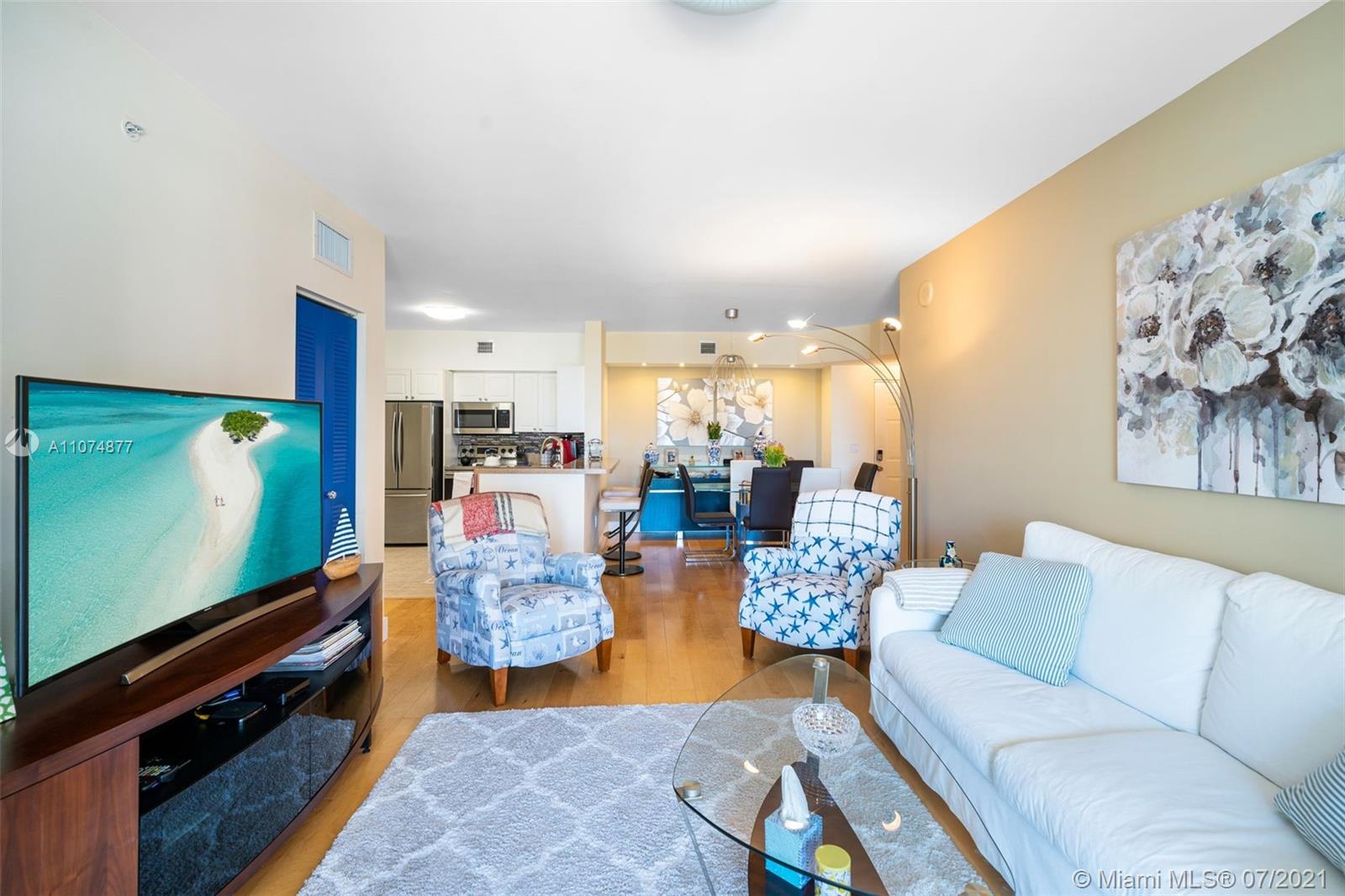 PORTO BELLAGIO CONDO - Residential