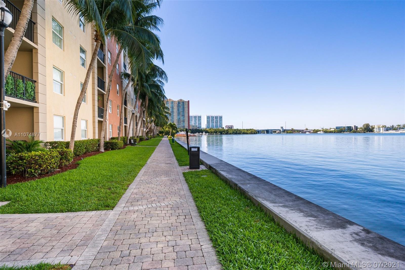 PORTO BELLAGIO CONDO - Residential