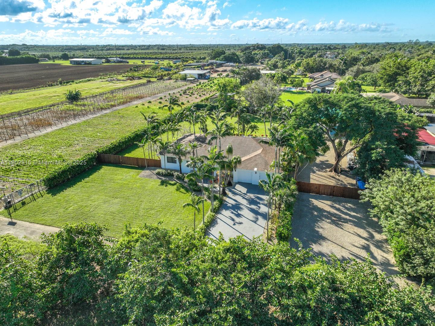 BOB-ANN ESTATES - Residential