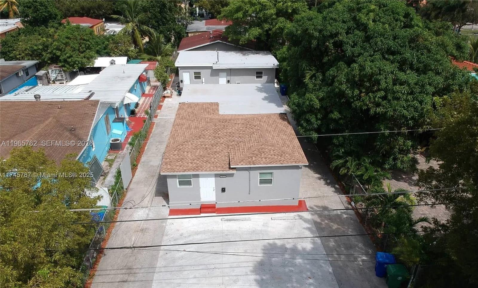Investment Opportunity – High Cash Flow Triplex (Cash Only)
Exceptional income-producing property offering strong cash flow potential! Originally built as a single-family home and currently configured as a triplex, this fully leased property features three spacious 2-bedroom, 1-bath units, each generating consistent rental income.
This is an ideal opportunity for investors seeking immediate returns and long-term appreciation in a growing market. Property is tenant-occupied, providing instant income from day one.
Buyer to conduct their own due diligence regarding zoning, use, and any existing code matters related to the current configuration.
Whether you're expanding your portfolio or entering the multifamily space, this property offers significant upside potential and solid cash flow performance.